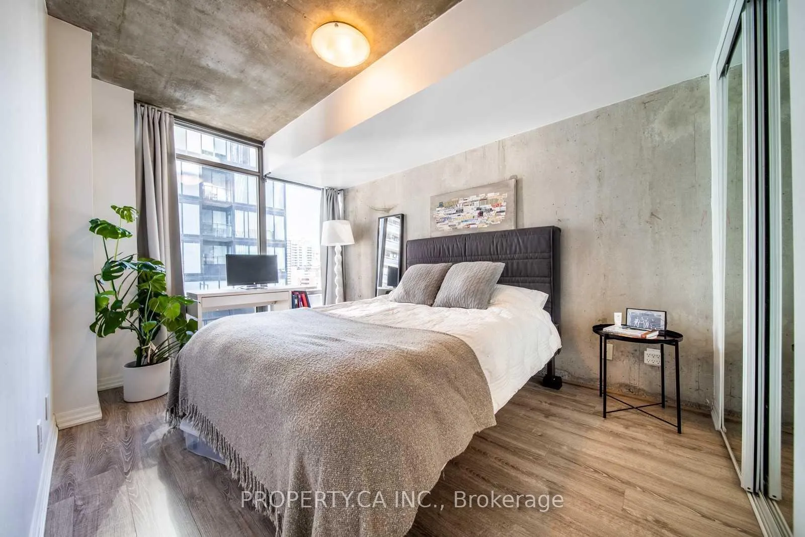 Photo 13 of Unit 1406, 22 Wellesley Street E, Toronto, Church-Yonge Corridor — HOMEH