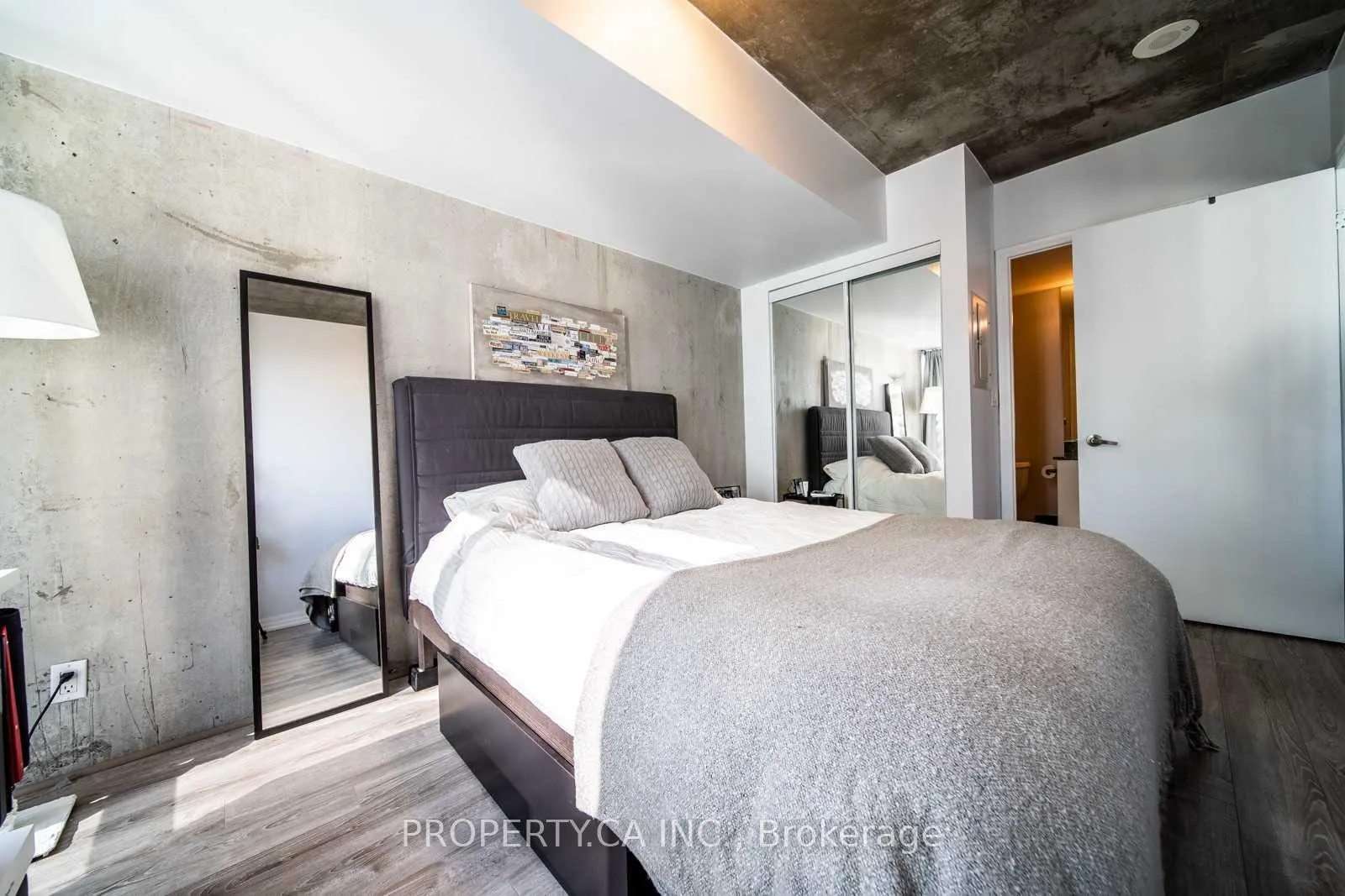 Photo 15 of Unit 1406, 22 Wellesley Street E, Toronto, Church-Yonge Corridor — HOMEH