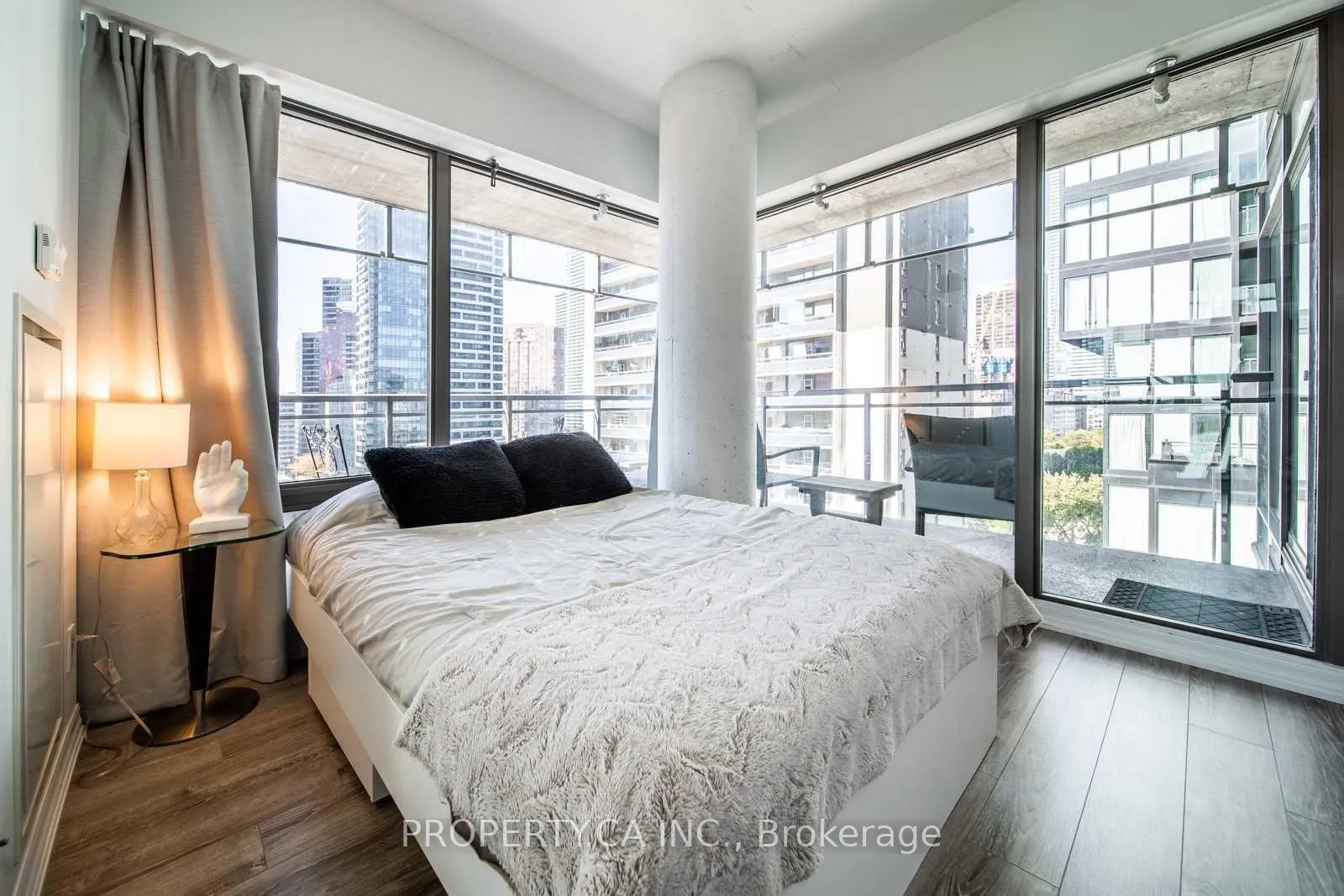 Photo 18 of Unit 1406, 22 Wellesley Street E, Toronto, Church-Yonge Corridor — HOMEH