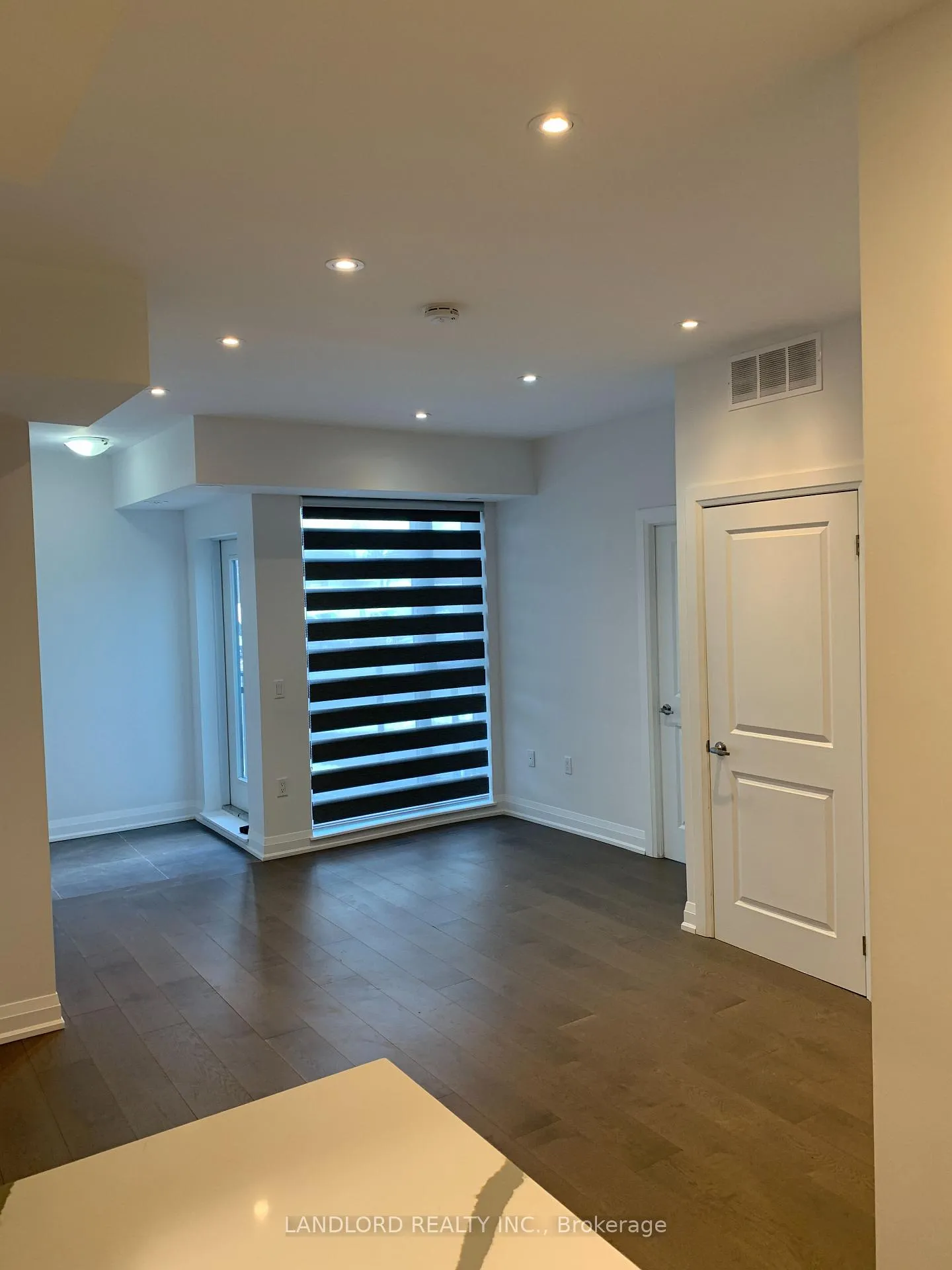 Photo 3 of Unit A602, 5309 Highway 7, Vaughan, Vaughan Grove — HOMEH