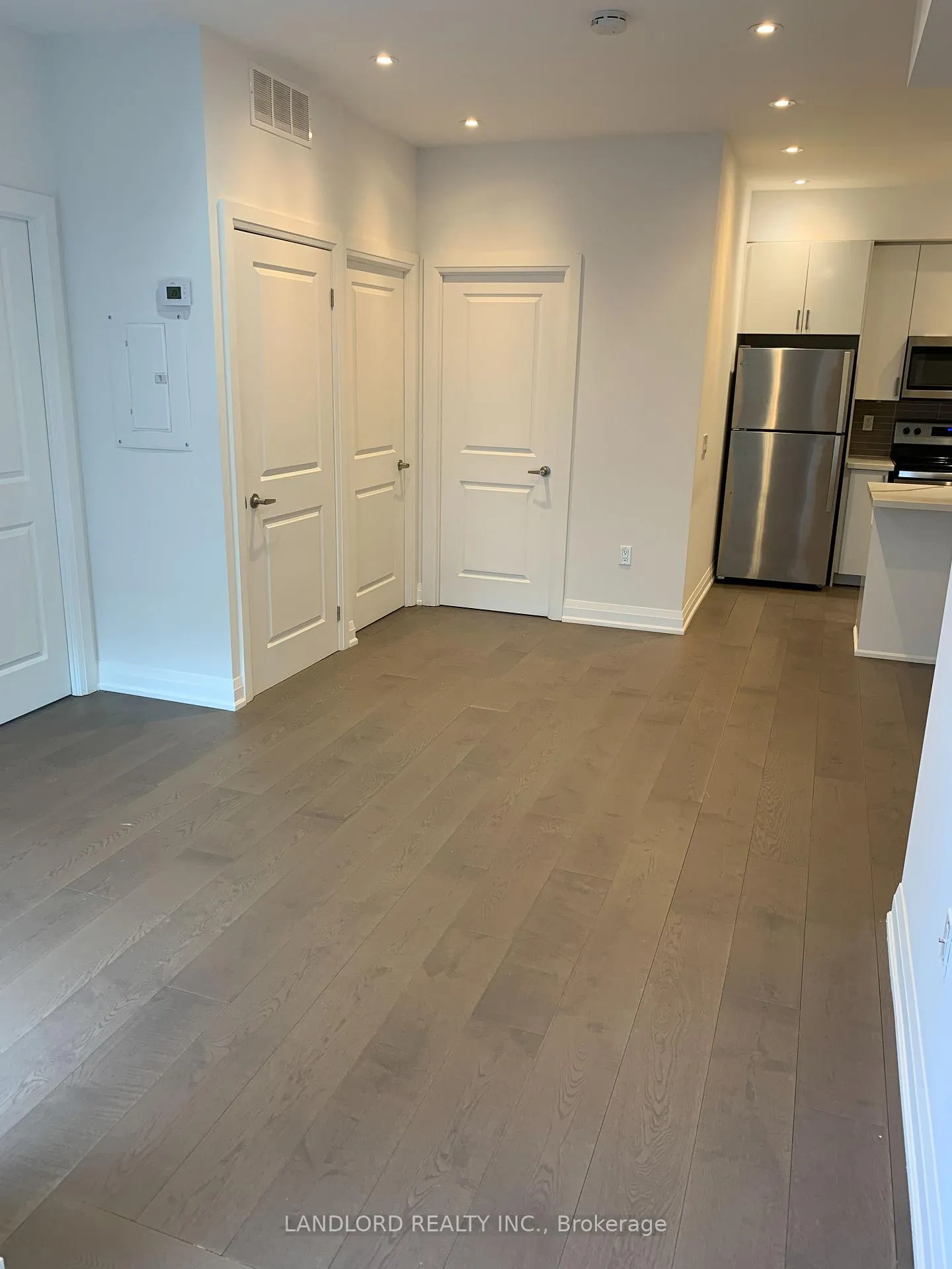 Photo 5 of Unit A602, 5309 Highway 7, Vaughan, Vaughan Grove — HOMEH