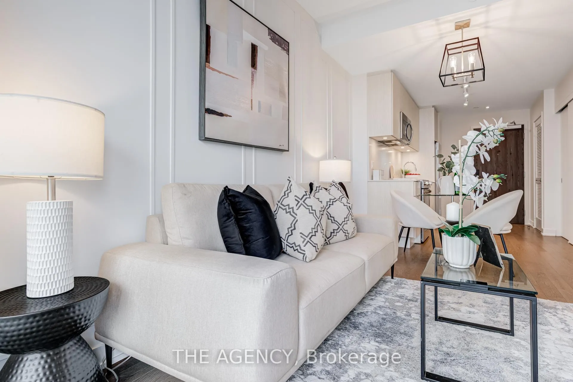 Photo 7 of Unit 2401, 25 Richmond Street E, Toronto, Church-Yonge Corridor — HOMEH