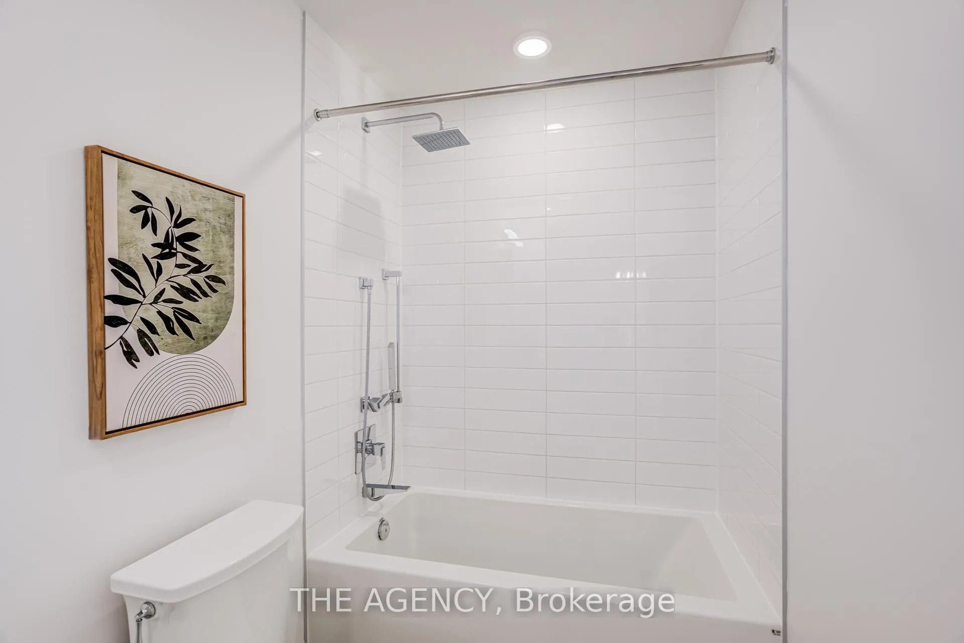 Photo 14 of Unit 2401, 25 Richmond Street E, Toronto, Church-Yonge Corridor — HOMEH