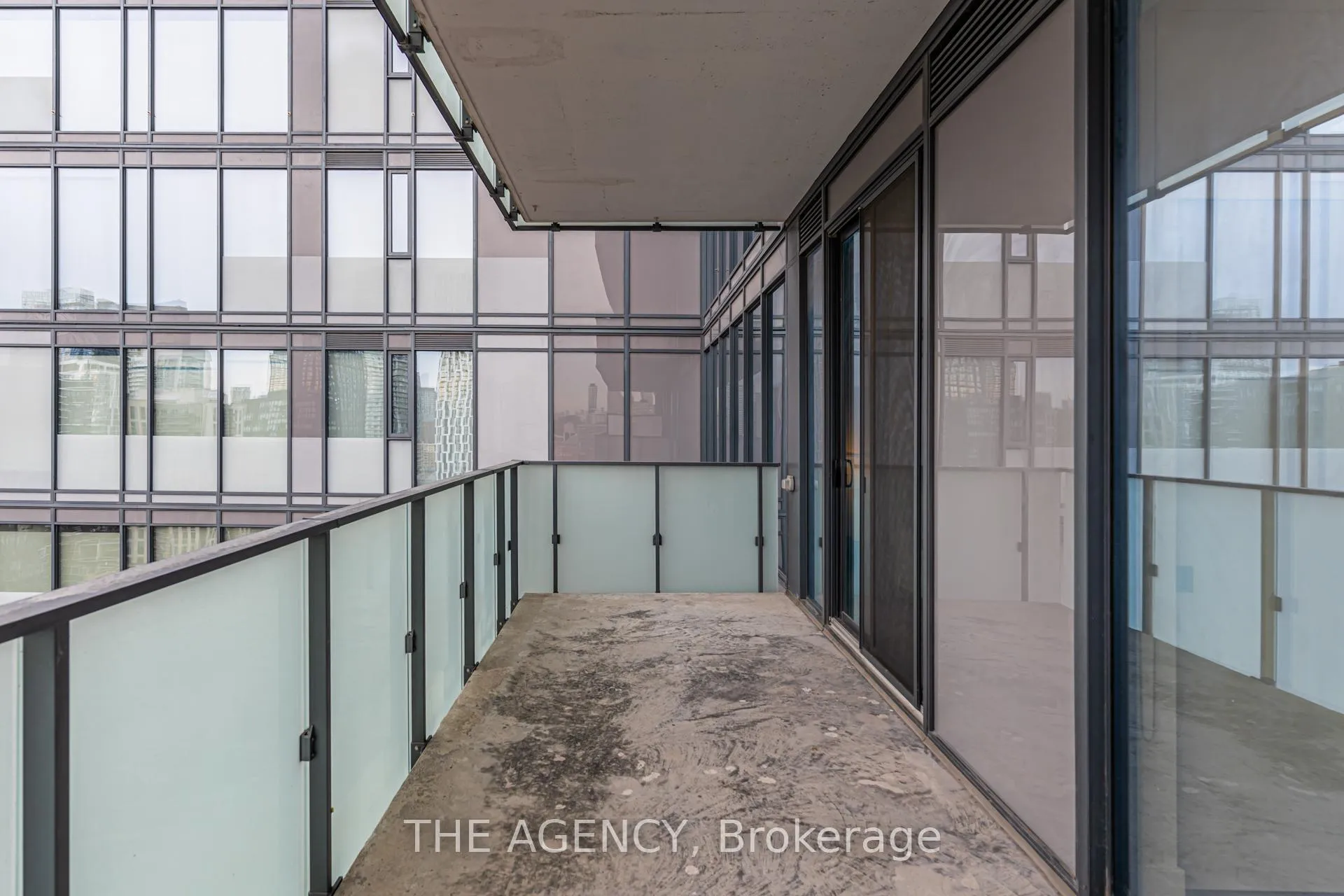 Photo 16 of Unit 2401, 25 Richmond Street E, Toronto, Church-Yonge Corridor — HOMEH