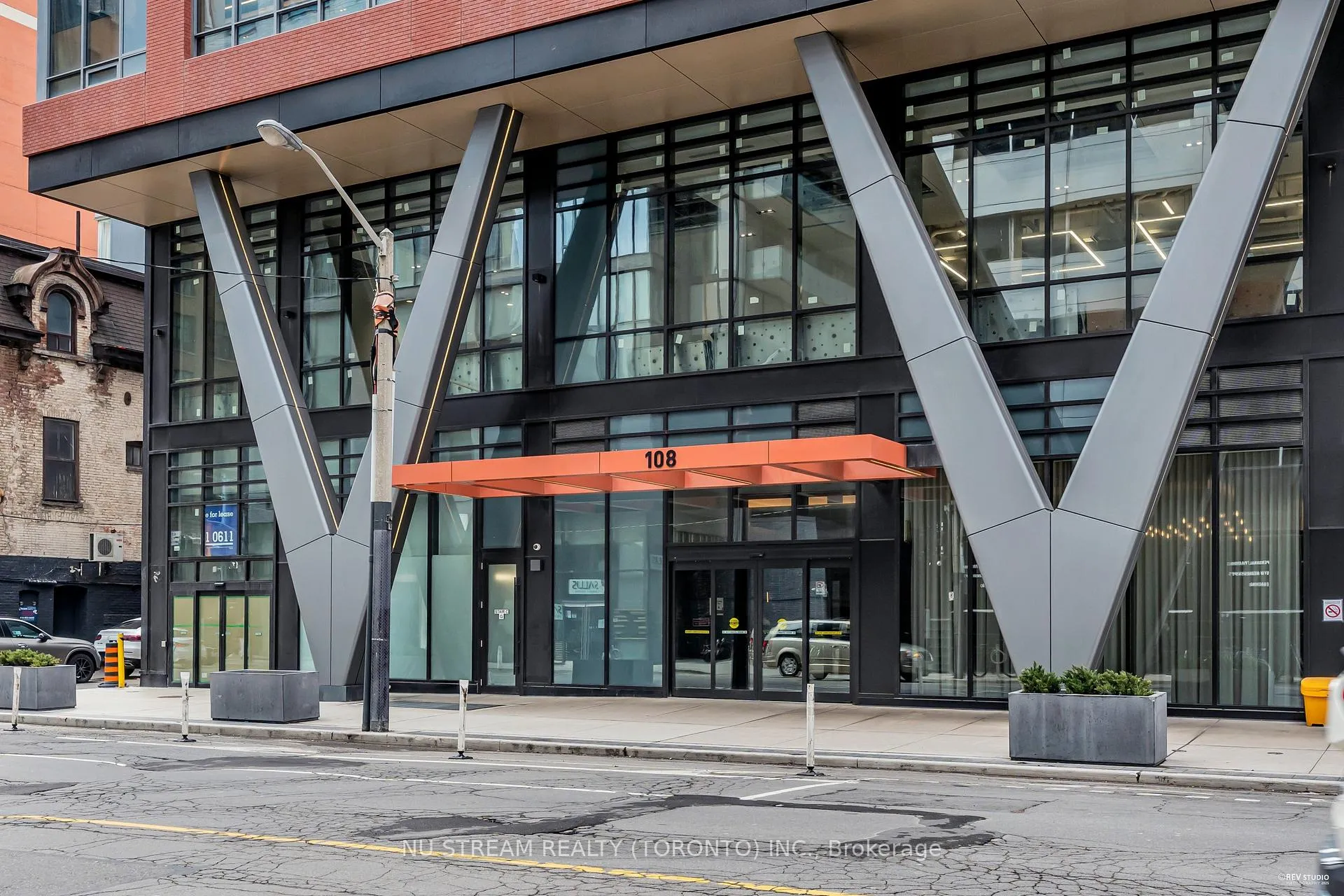 Photo 3 of Unit 1208, 108 Peter Street, Toronto, Waterfront Communities — HOMEH