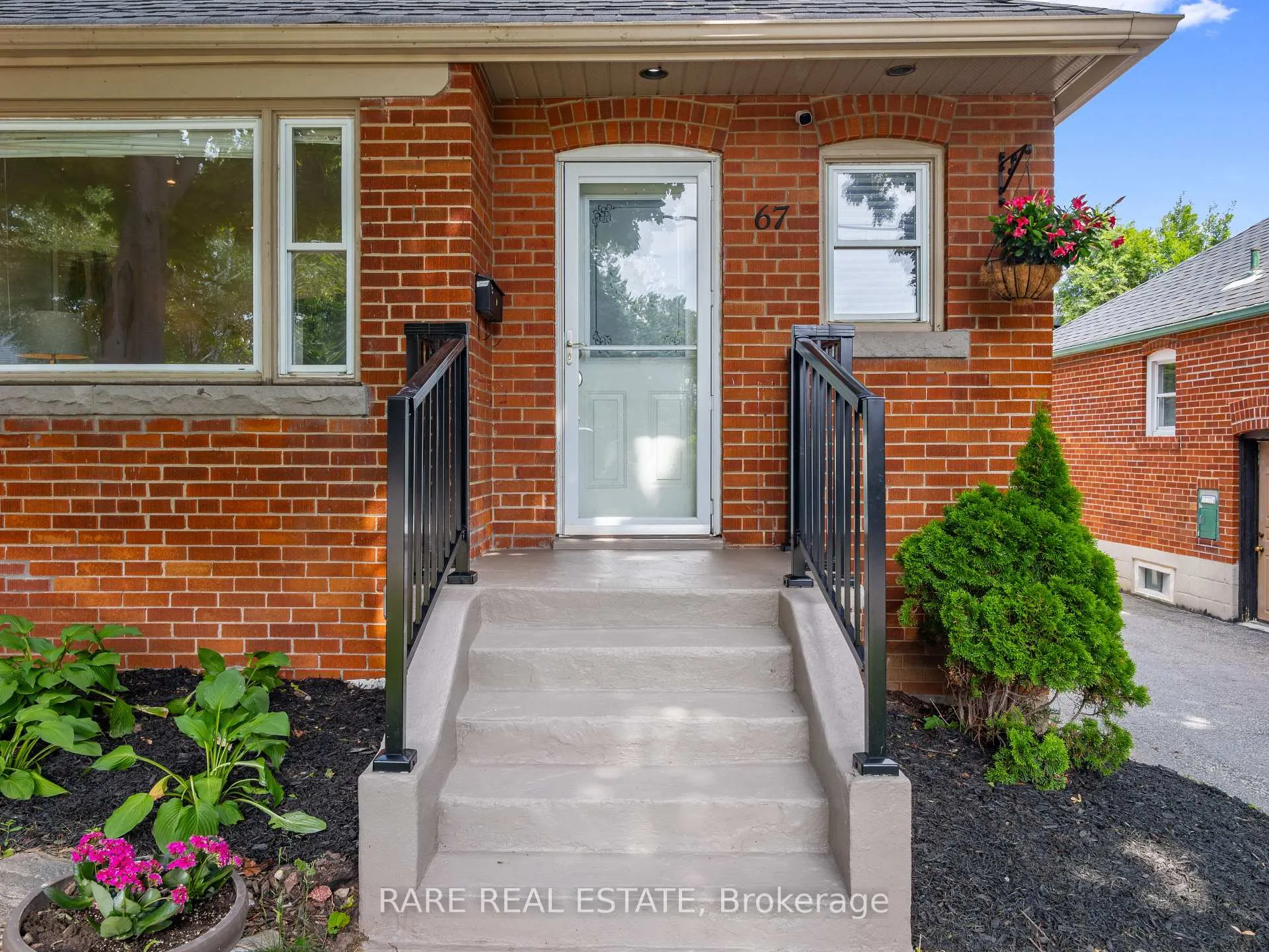 Photo 4 of Unit main, 67 Glenburn Avenue, Toronto, O'Connor-Parkview — HOMEH