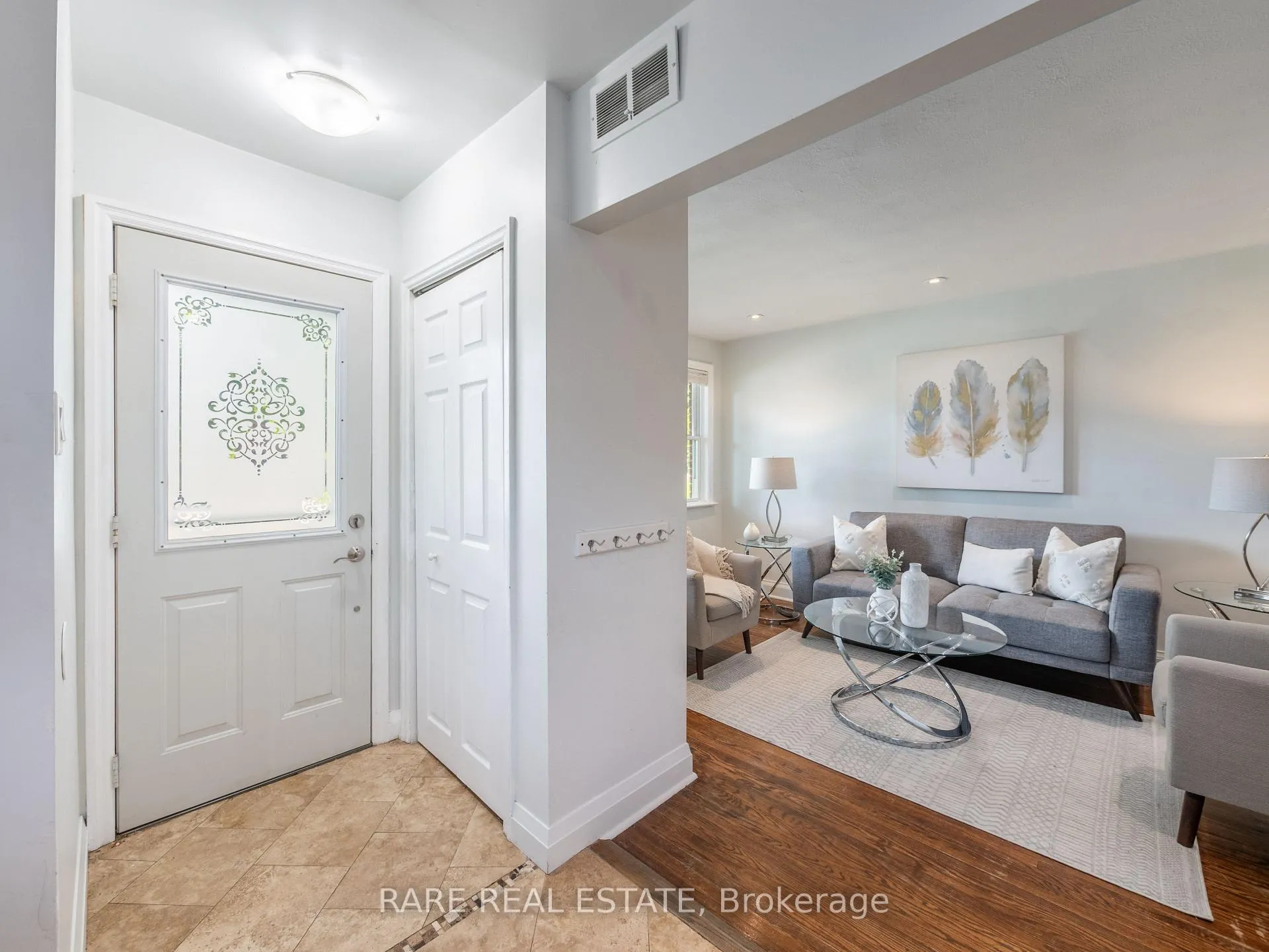 Photo 8 of Unit main, 67 Glenburn Avenue, Toronto, O'Connor-Parkview — HOMEH