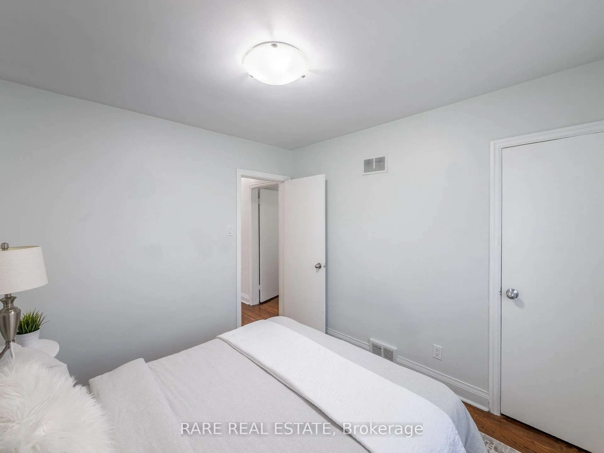 Photo 16 of Unit main, 67 Glenburn Avenue, Toronto, O'Connor-Parkview — HOMEH