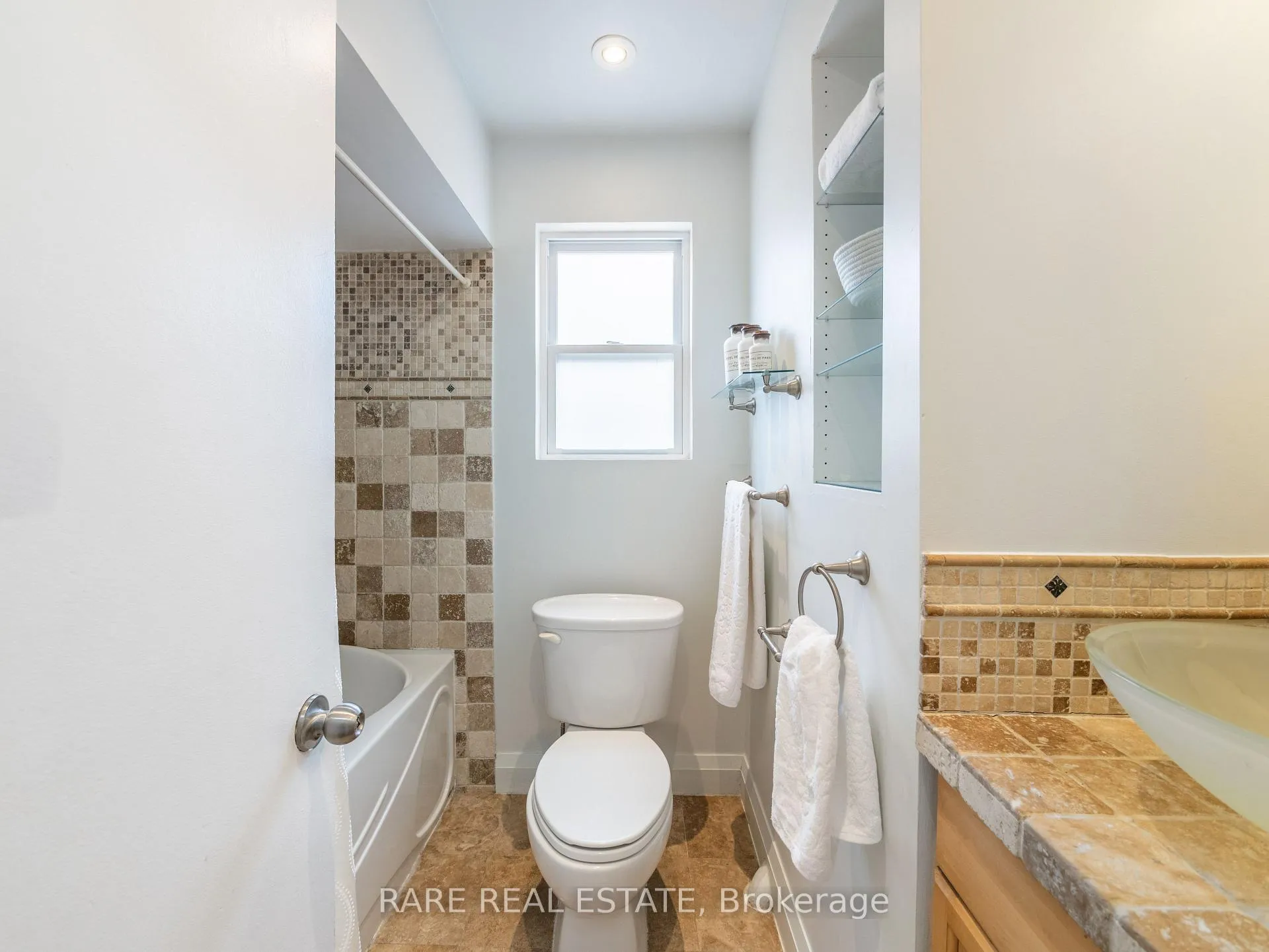 Photo 19 of Unit main, 67 Glenburn Avenue, Toronto, O'Connor-Parkview — HOMEH