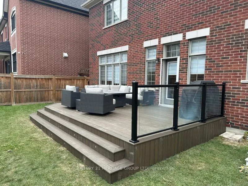 Photo 4 of 22 Luang Street, Vaughan, Kleinburg — HOMEH