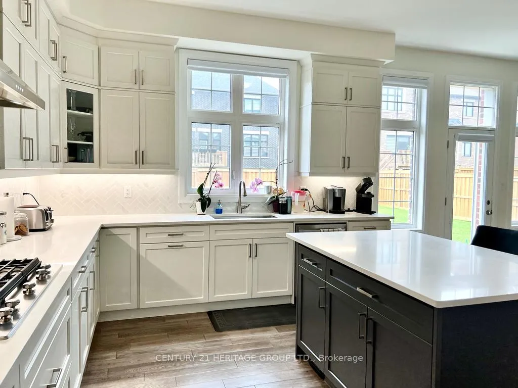 Photo 19 of 22 Luang Street, Vaughan, Kleinburg — HOMEH