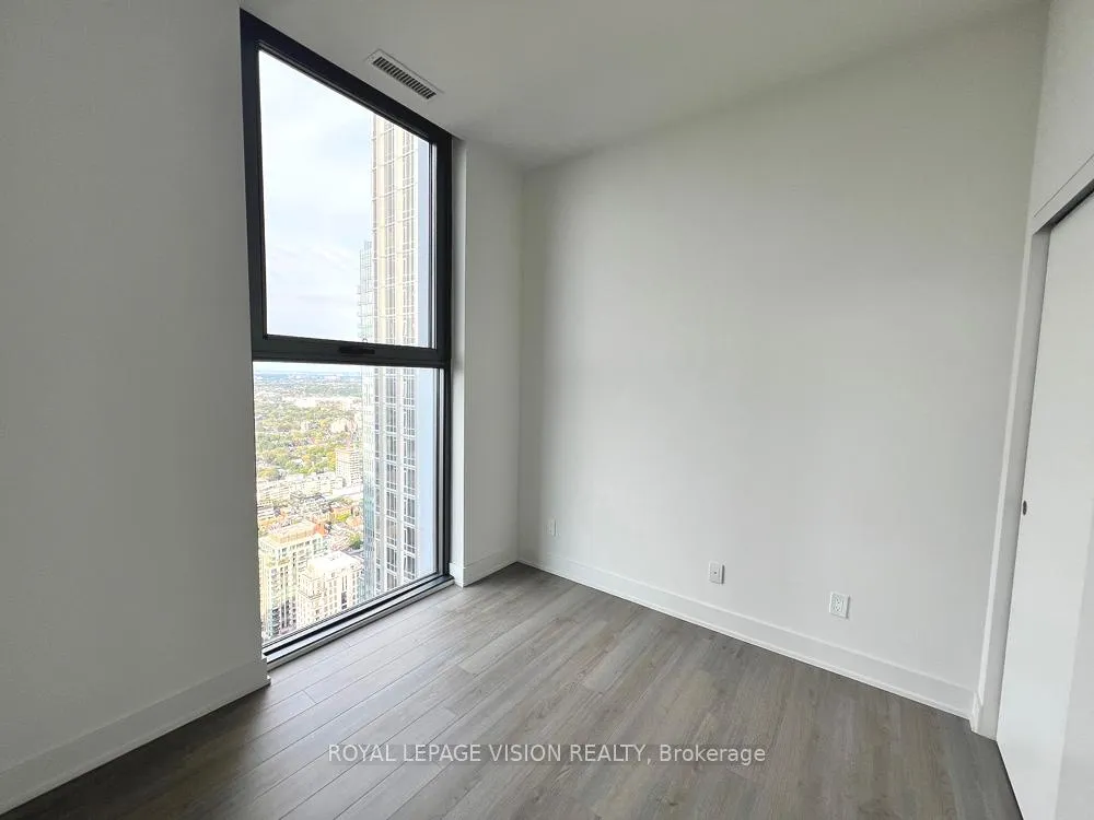 Photo 14 of Unit 5003, 8 Cumberland Street, Toronto, The Annex — HOMEH