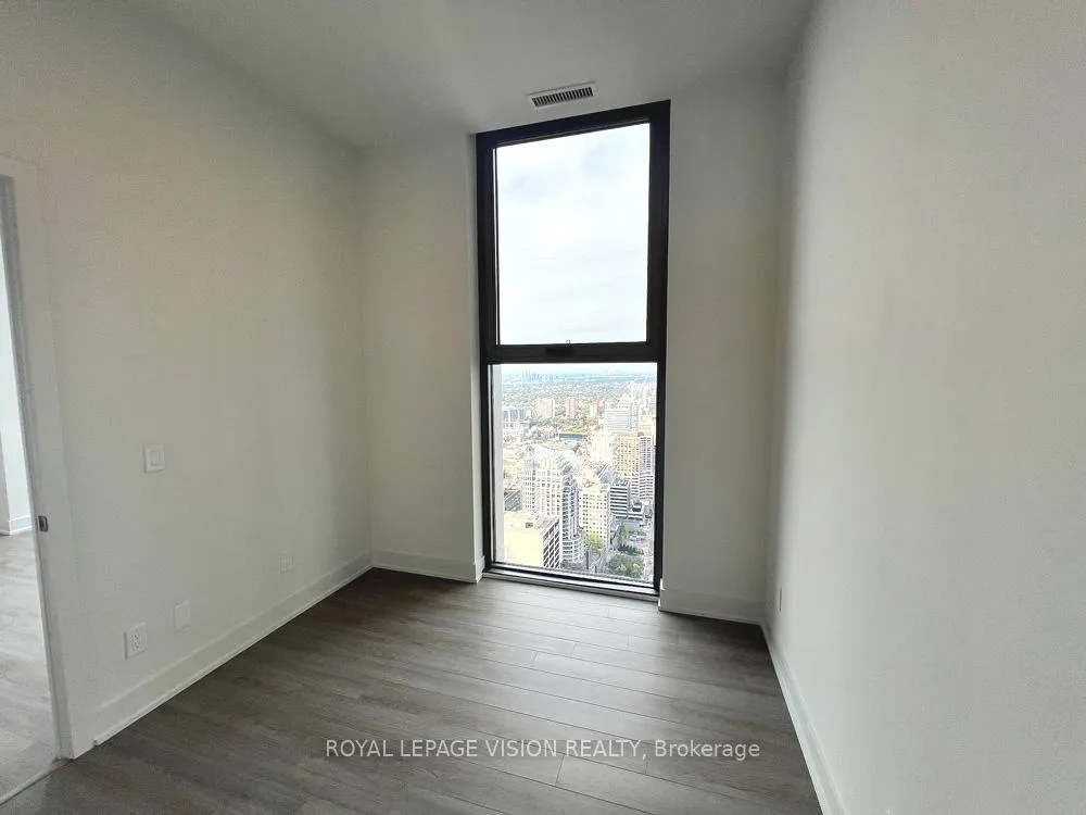 Photo 15 of Unit 5003, 8 Cumberland Street, Toronto, The Annex — HOMEH