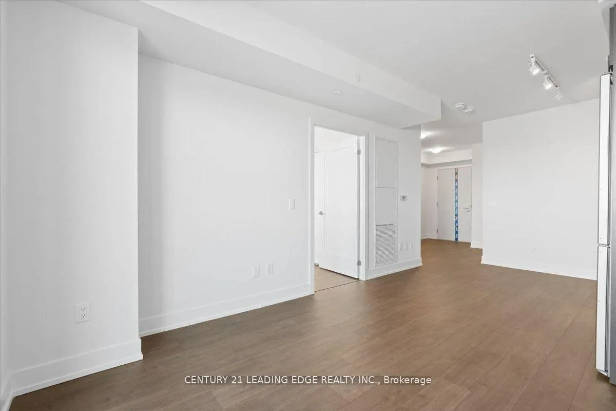Photo 6 of Unit 2113, 2550 Simcoe Street N, Oshawa, Windfields — HOMEH
