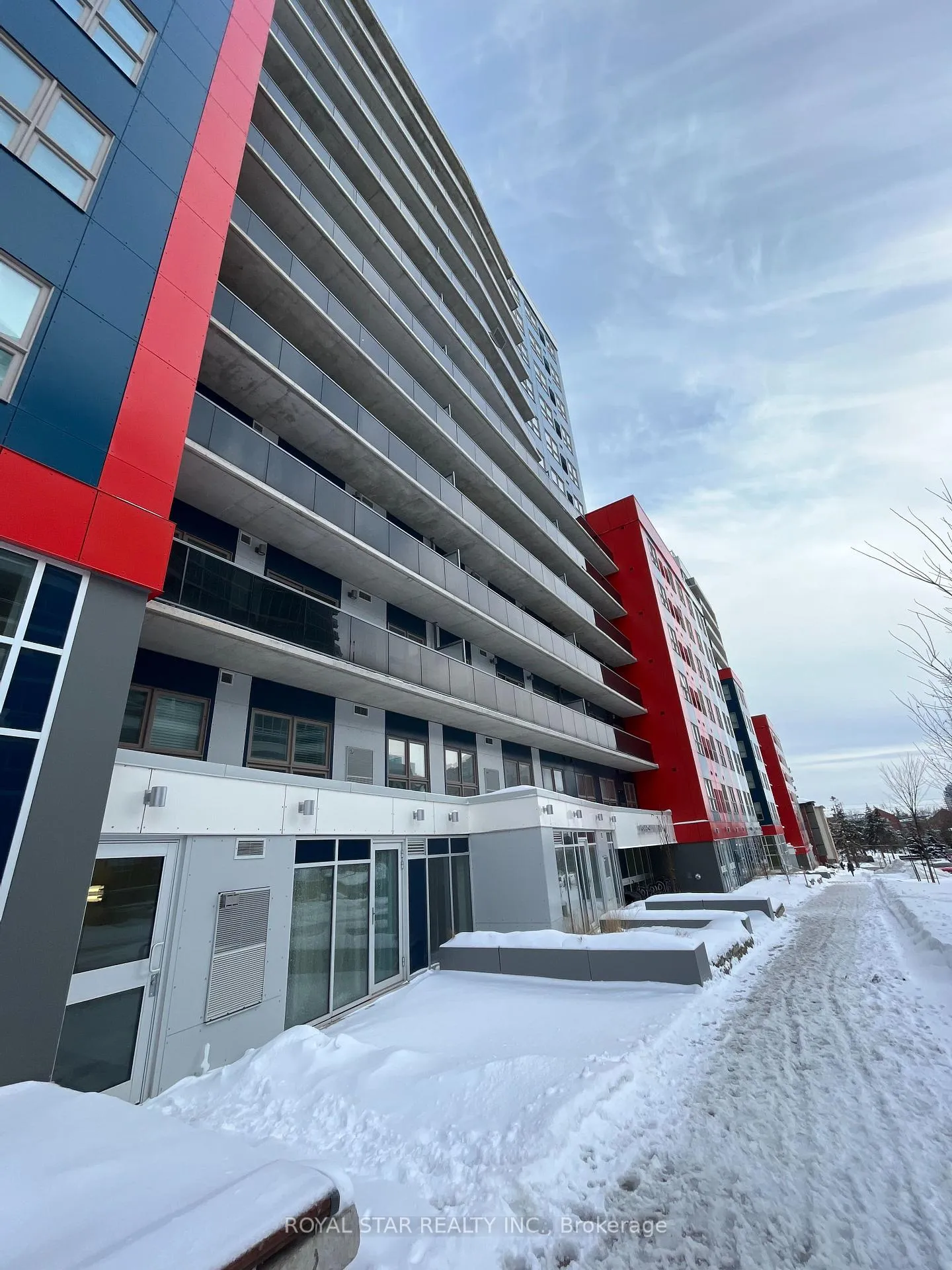 Photo 1 of Unit 2112, 258B Sunview Street, Waterloo, Beechwood/University — HOMEH