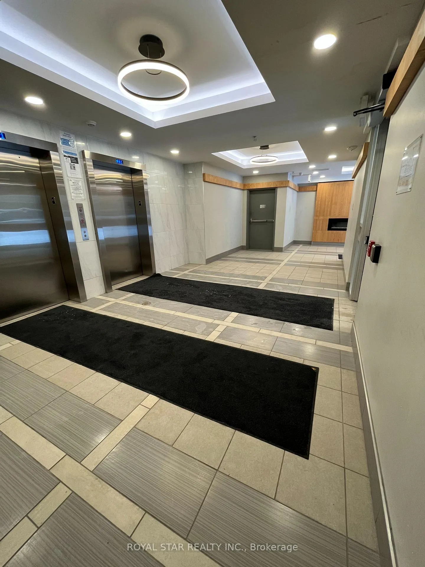 Photo 3 of Unit 2112, 258B Sunview Street, Waterloo, Beechwood/University — HOMEH