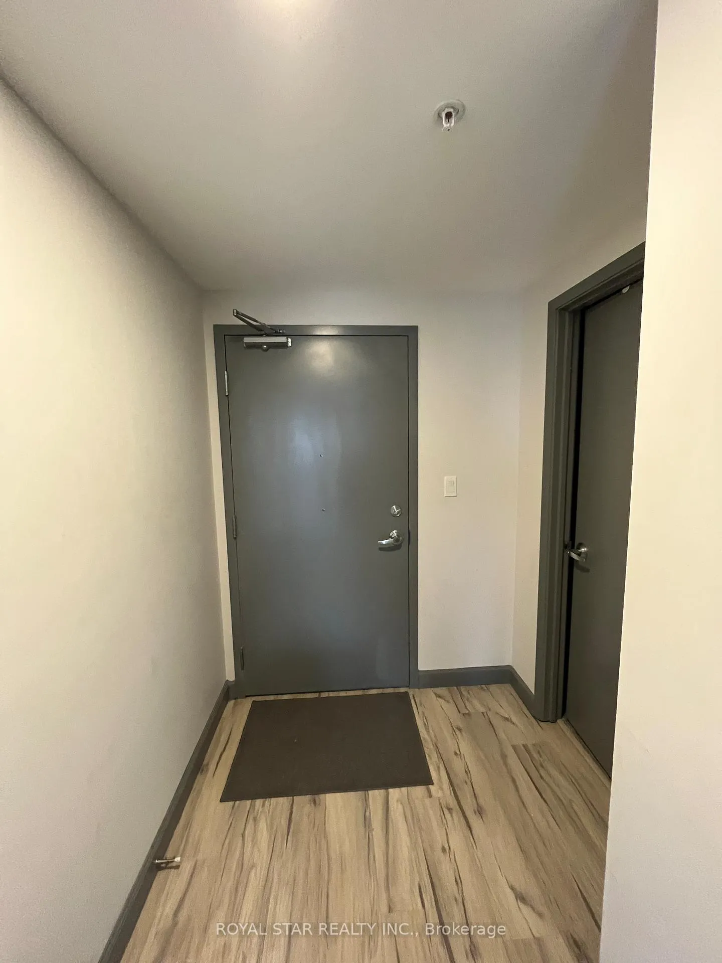 Photo 5 of Unit 2112, 258B Sunview Street, Waterloo, Beechwood/University — HOMEH