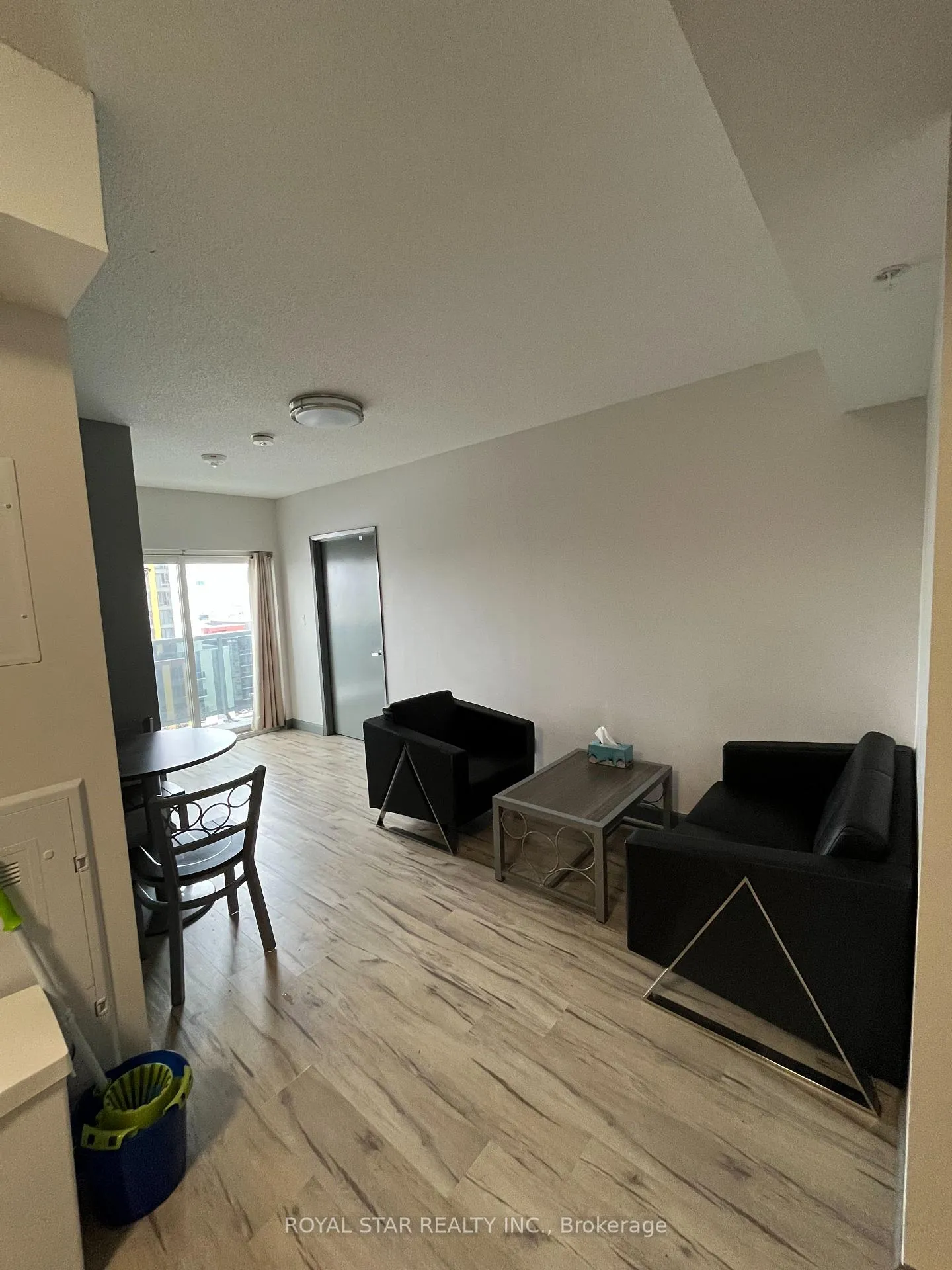 Photo 8 of Unit 2112, 258B Sunview Street, Waterloo, Beechwood/University — HOMEH
