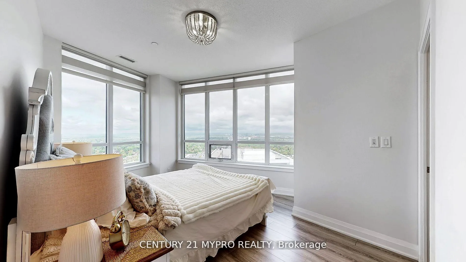 Photo 16 of Unit 2807, 7171 Yonge Street N, Markham, Thornhill — HOMEH