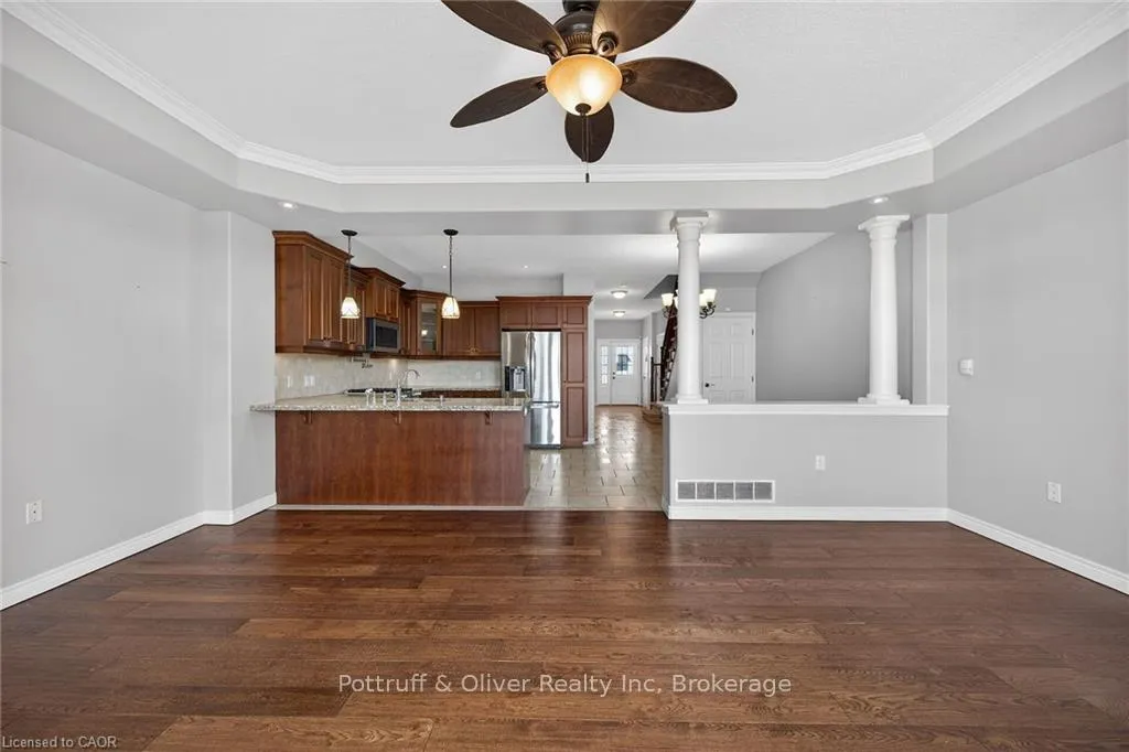 Photo 19 of 205 Tanglewood Drive, Hamilton, Binbrook — HOMEH