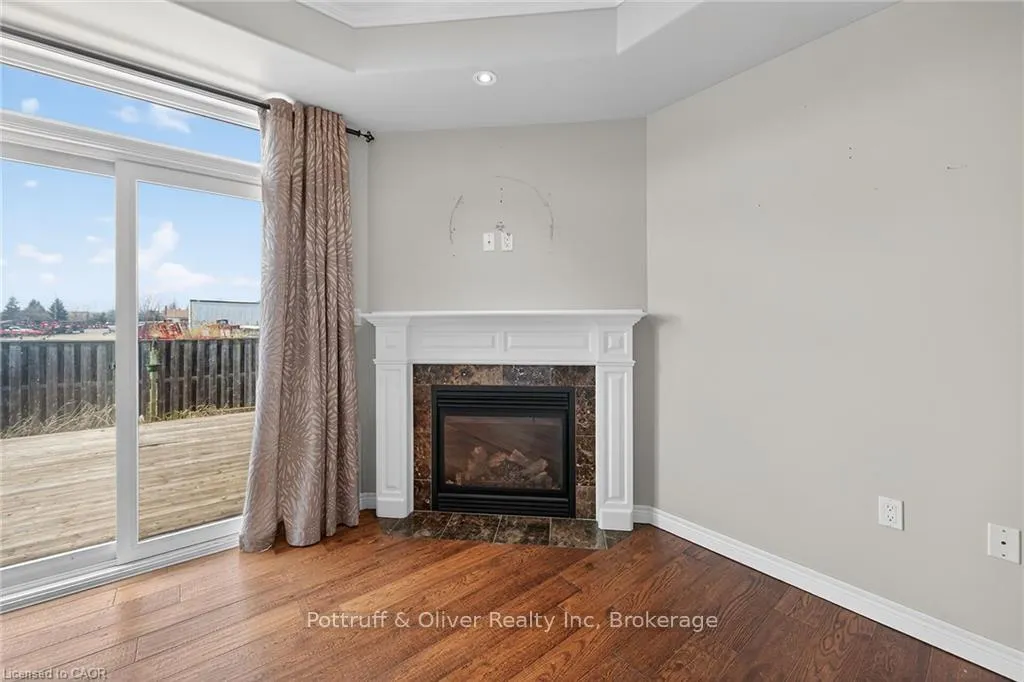 Photo 21 of 205 Tanglewood Drive, Hamilton, Binbrook — HOMEH