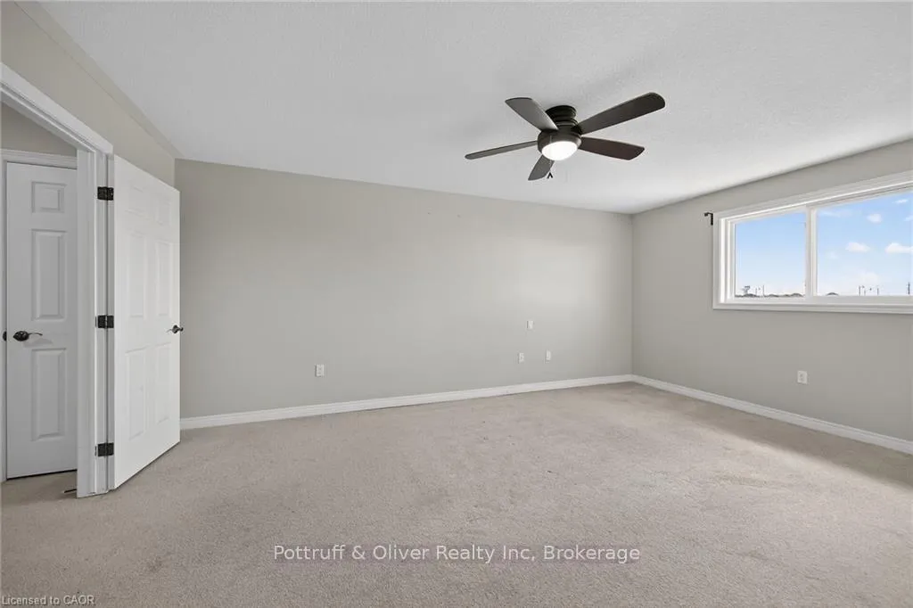 Photo 22 of 205 Tanglewood Drive, Hamilton, Binbrook — HOMEH