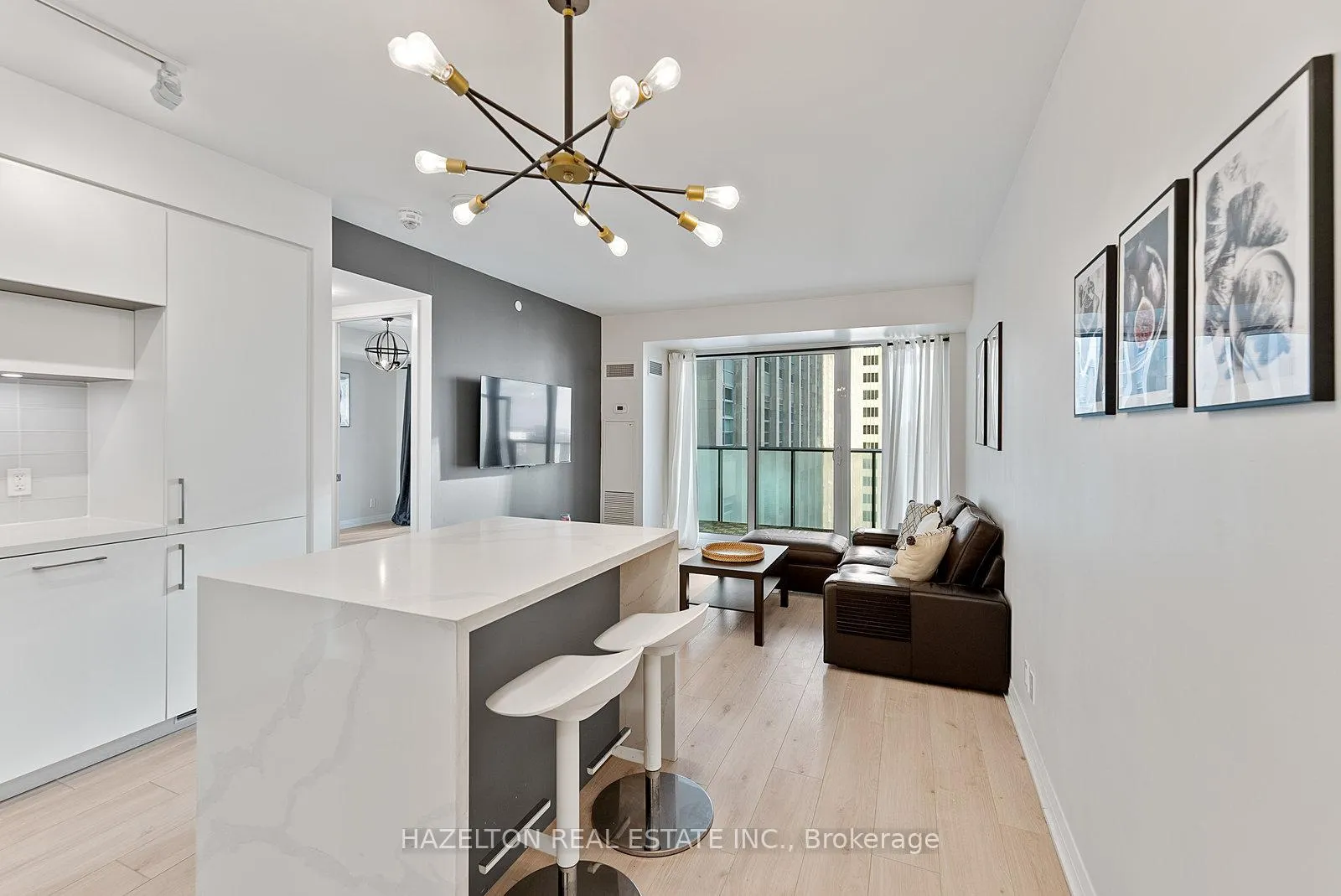 Photo 7 of Unit 1109, 99 Foxbar Road, Toronto, Yonge-St. Clair — HOMEH