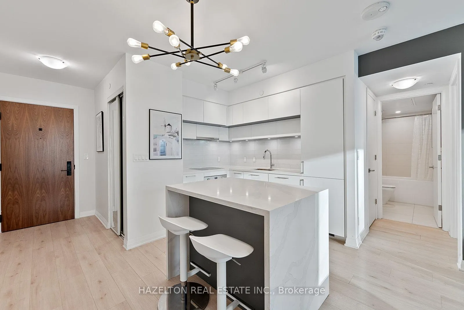 Photo 8 of Unit 1109, 99 Foxbar Road, Toronto, Yonge-St. Clair — HOMEH