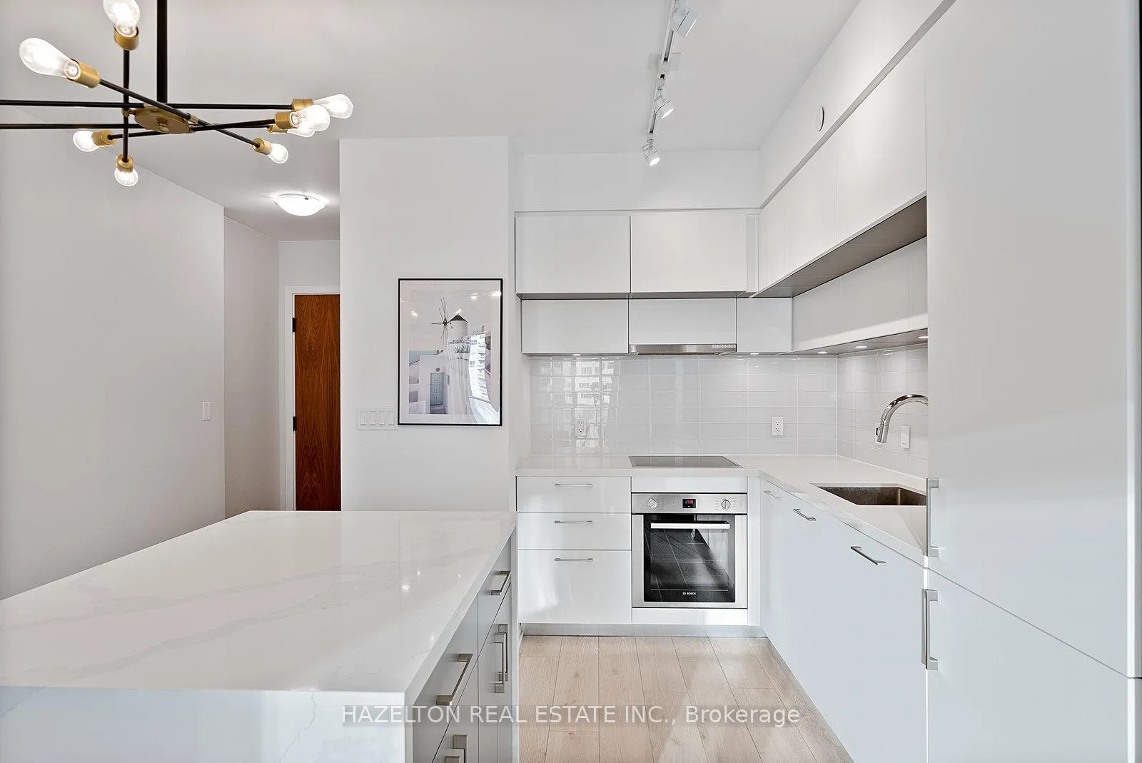 Photo 11 of Unit 1109, 99 Foxbar Road, Toronto, Yonge-St. Clair — HOMEH