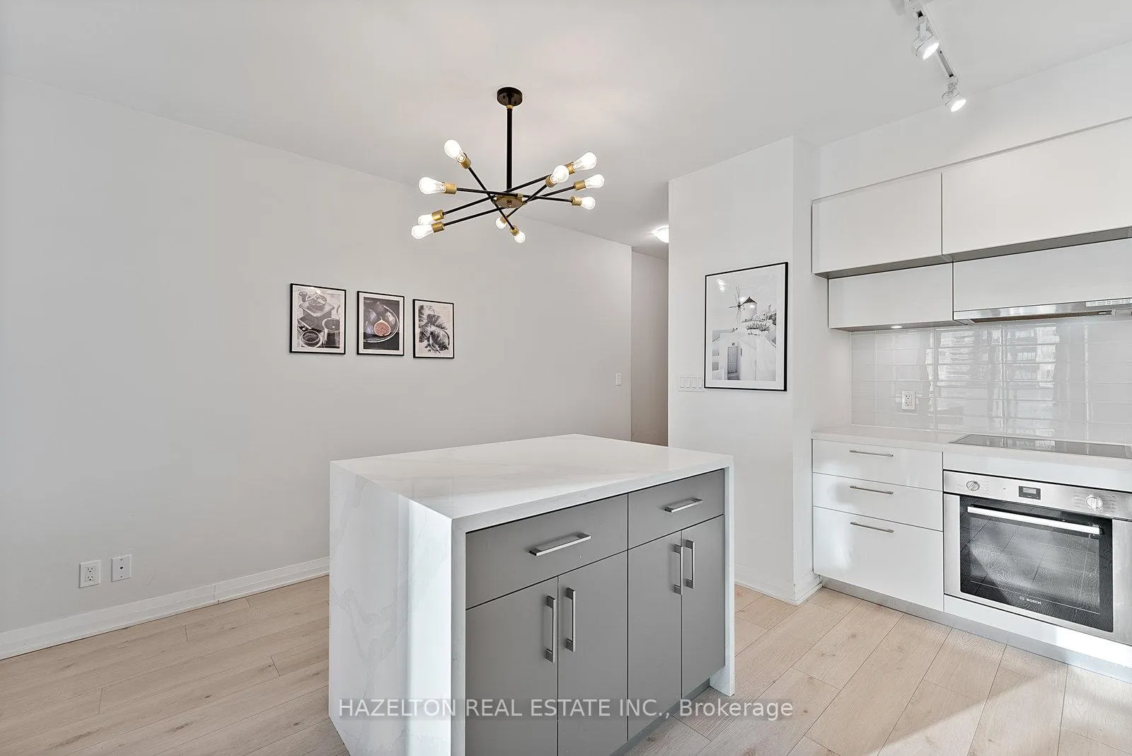 Photo 12 of Unit 1109, 99 Foxbar Road, Toronto, Yonge-St. Clair — HOMEH