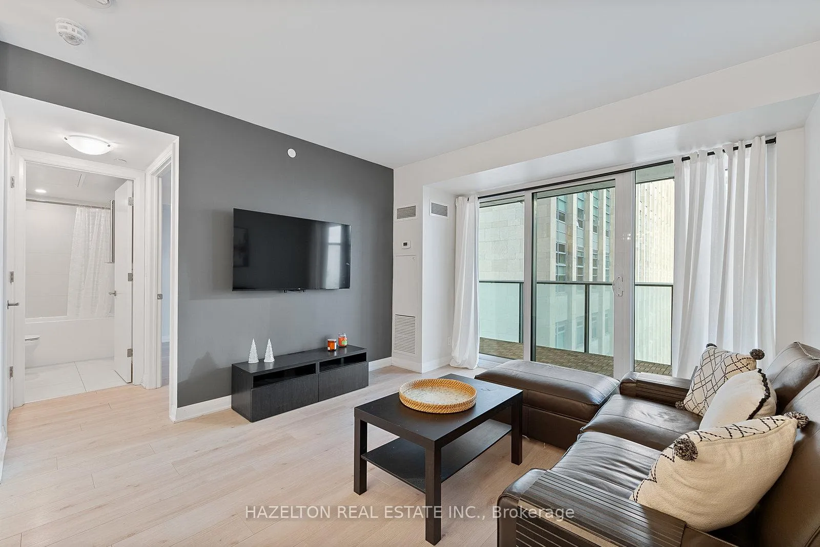 Photo 14 of Unit 1109, 99 Foxbar Road, Toronto, Yonge-St. Clair — HOMEH