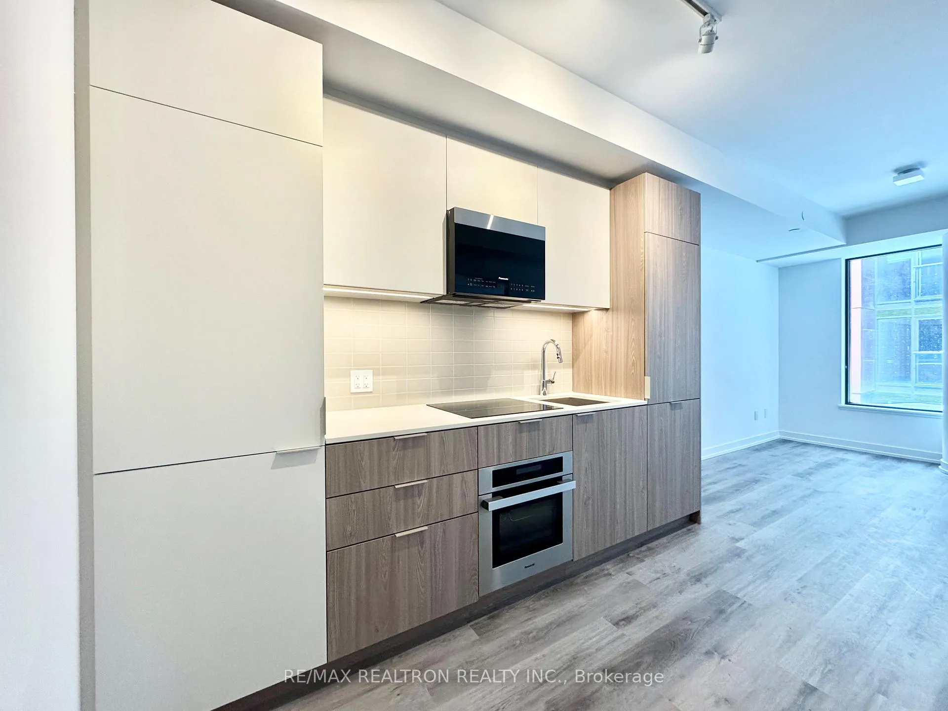 Photo 8 of Unit 339, 28 Eastern Avenue, Toronto, Moss Park — HOMEH