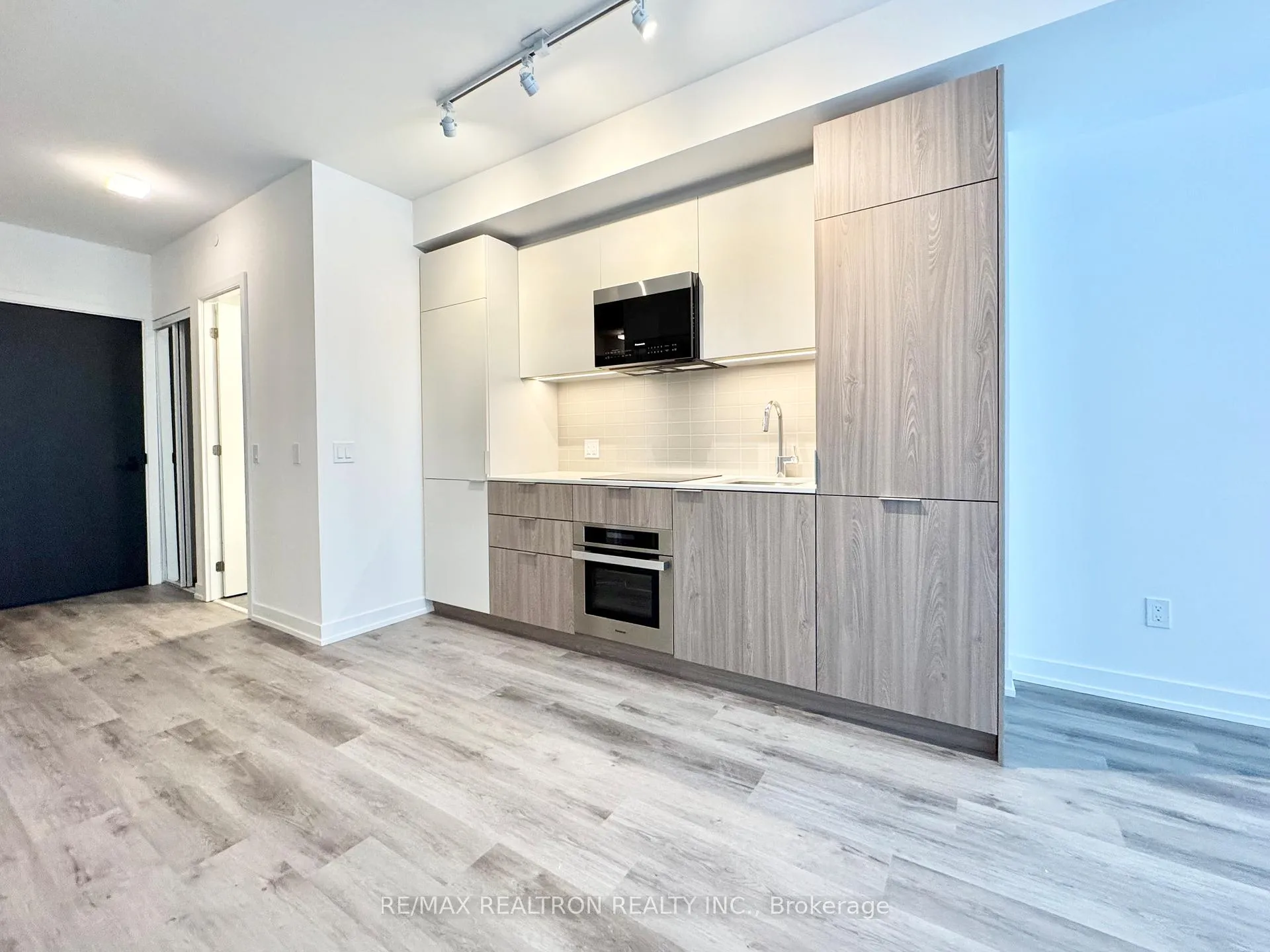 Photo 10 of Unit 339, 28 Eastern Avenue, Toronto, Moss Park — HOMEH