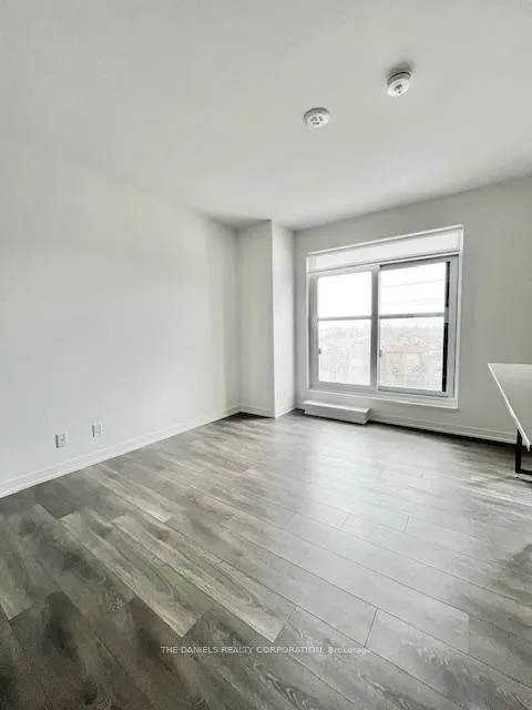 Photo 10 of Unit 415, 7950 Bathurst Street, Vaughan, Beverley Glen — HOMEH