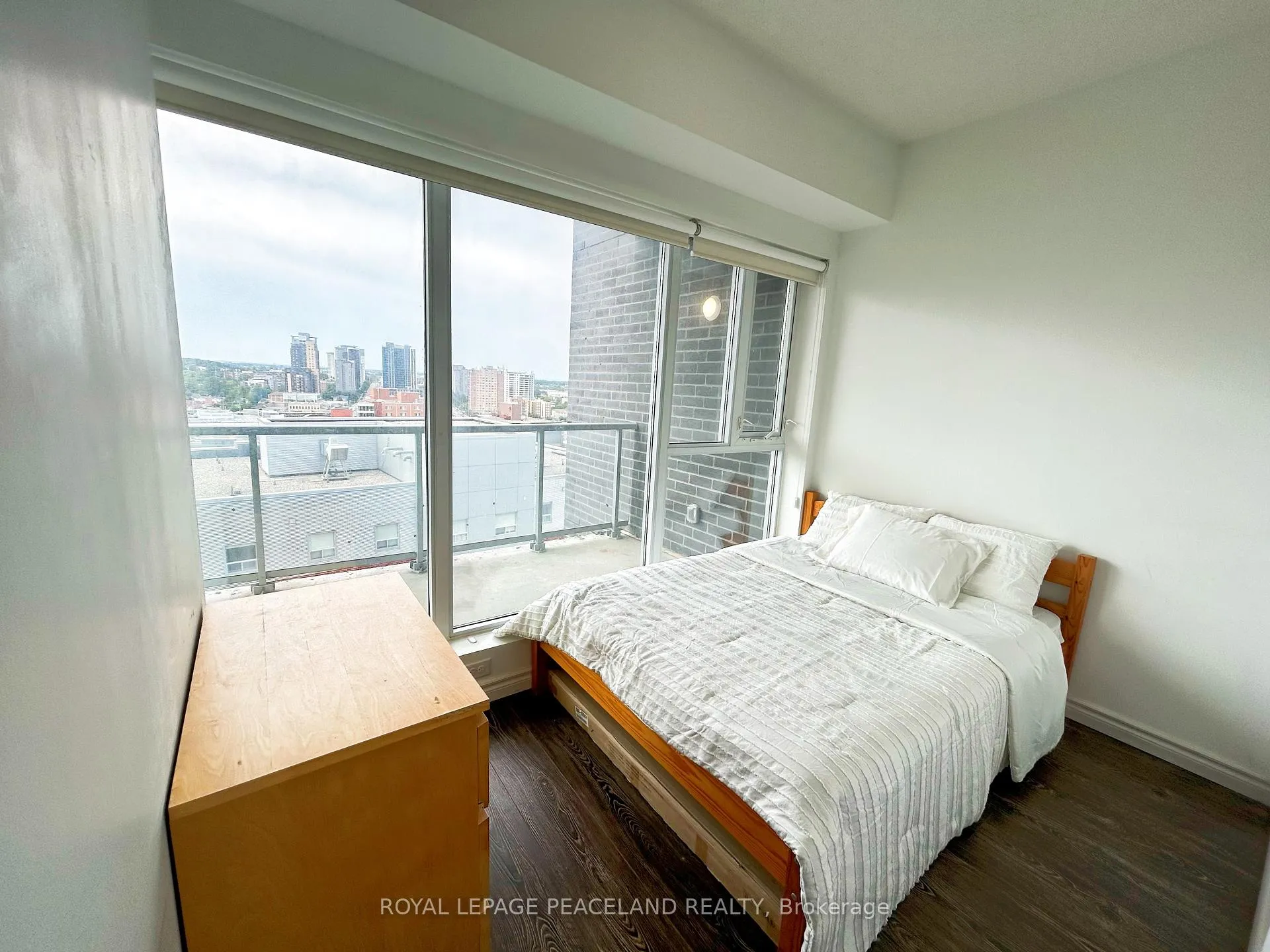 Photo 4 of Unit 1504, 158 king Street N, Waterloo — HOMEH