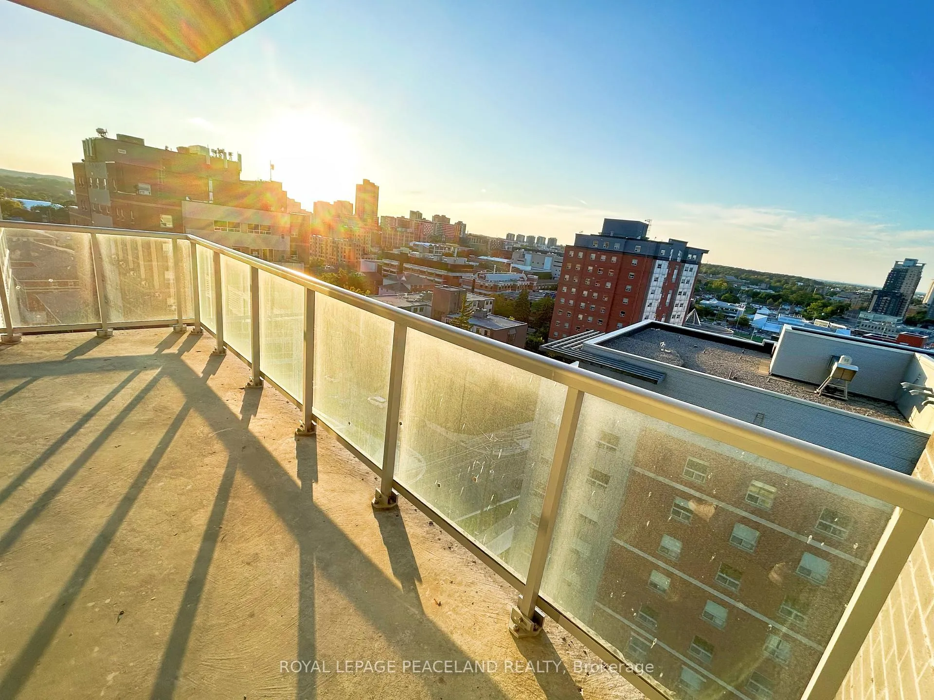 Photo 8 of Unit 1504, 158 king Street N, Waterloo — HOMEH