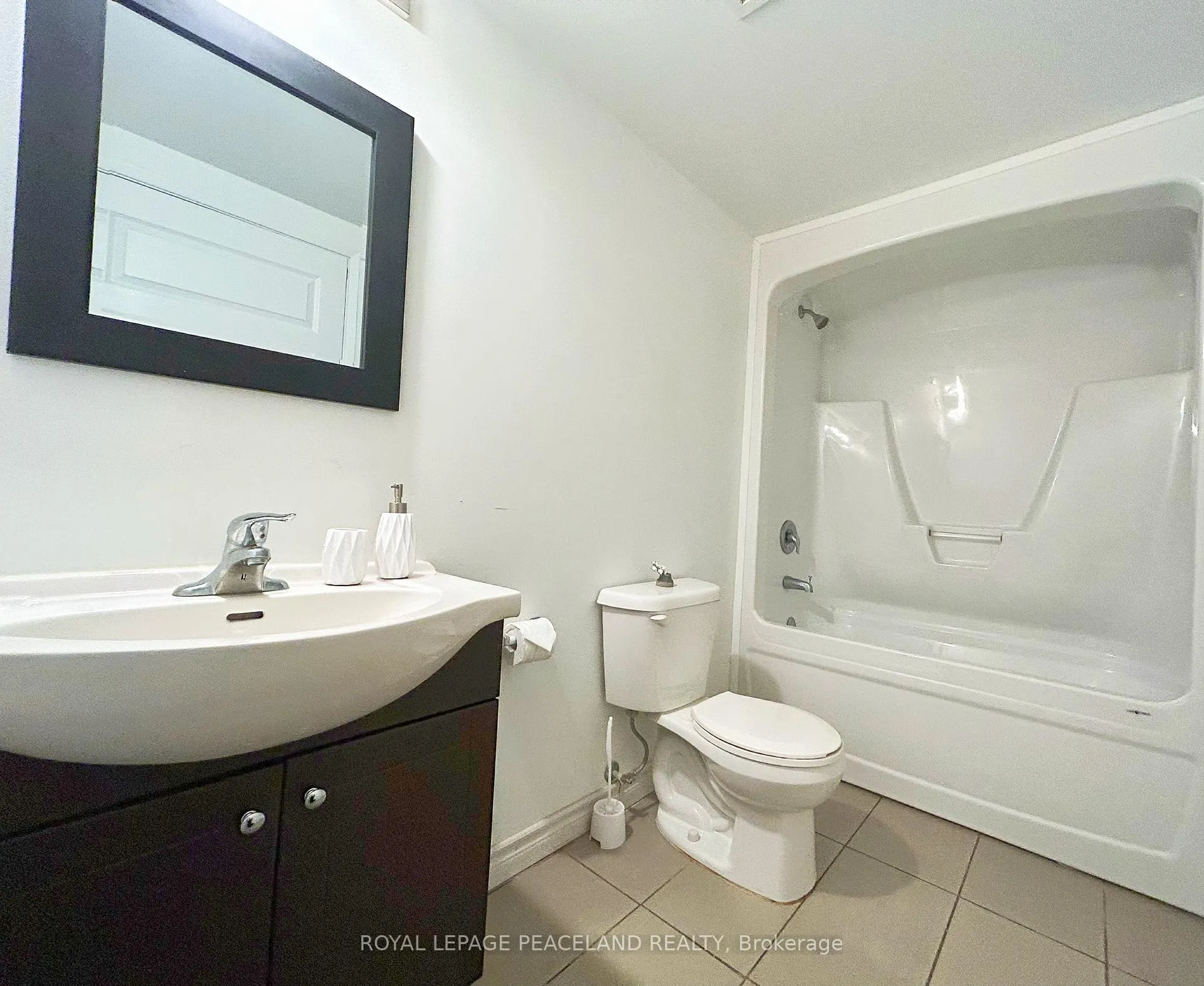 Photo 12 of Unit 1504, 158 king Street N, Waterloo — HOMEH