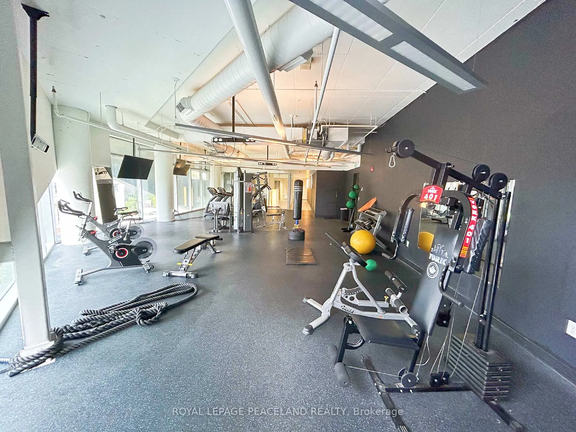 Photo 14 of Unit 1504, 158 king Street N, Waterloo — HOMEH