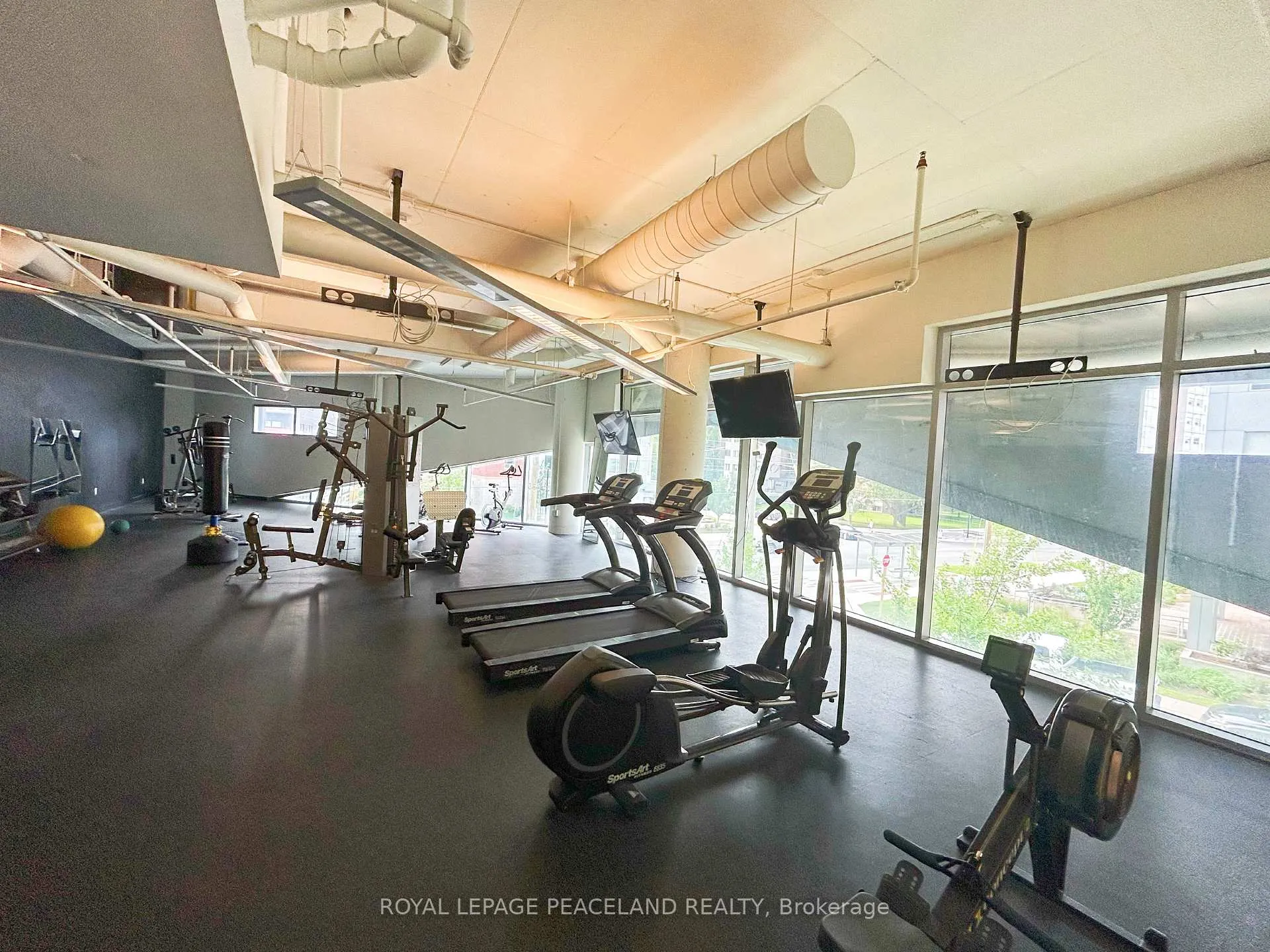 Photo 15 of Unit 1504, 158 king Street N, Waterloo — HOMEH