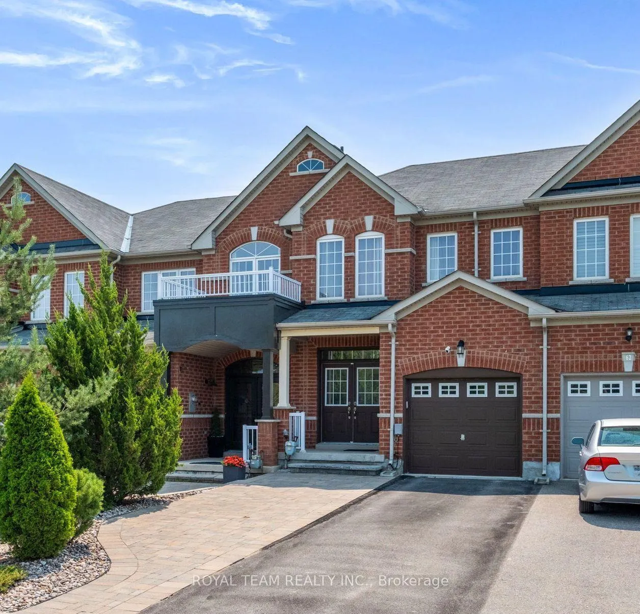 Photo 1 of 60 White Beach Crescent, Vaughan, Patterson — HOMEH