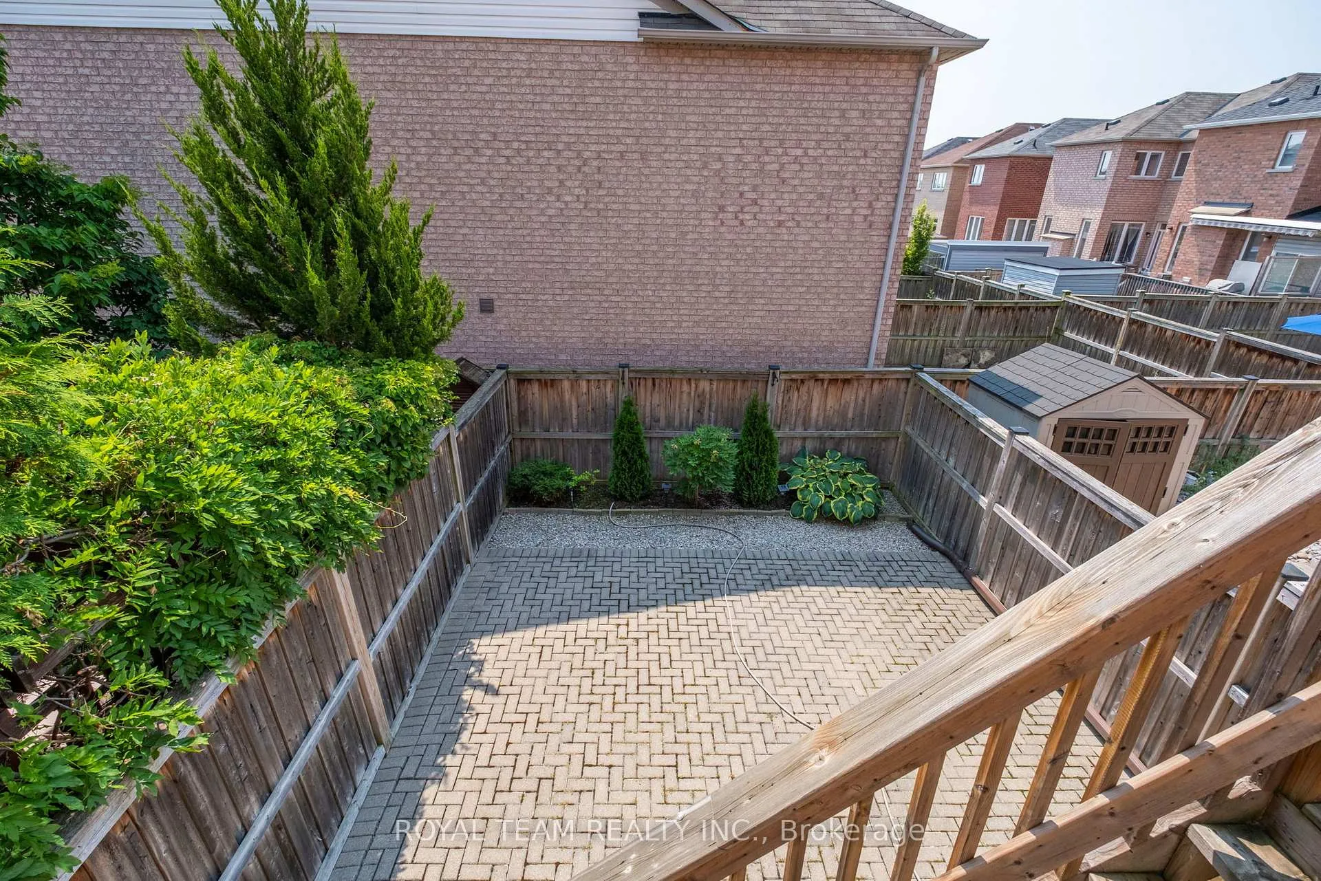 Photo 31 of 60 White Beach Crescent, Vaughan, Patterson — HOMEH