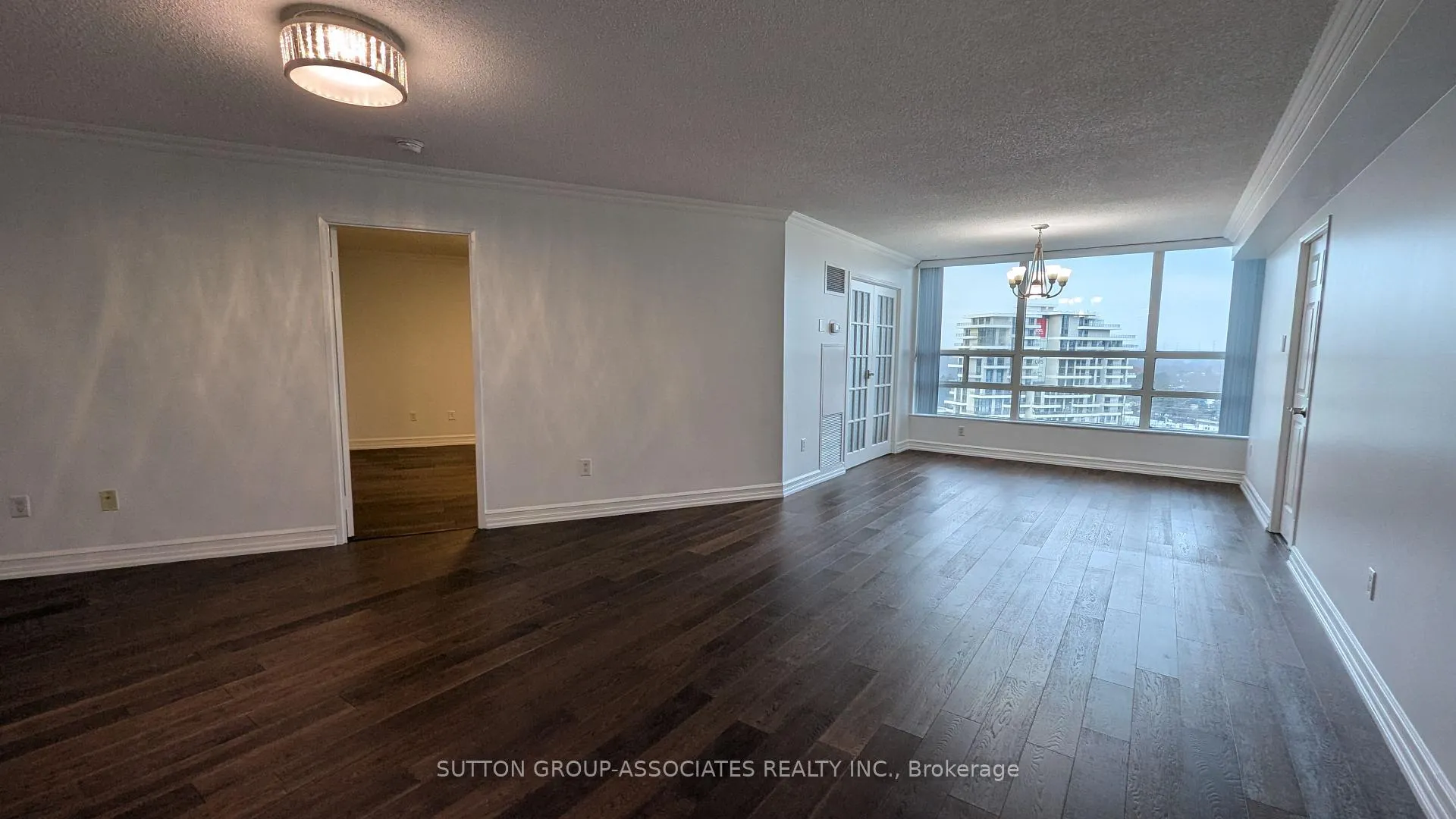 Photo 2 of Unit 1018, 7905 Bayview Avenue, Markham, Aileen-Willowbrook — HOMEH