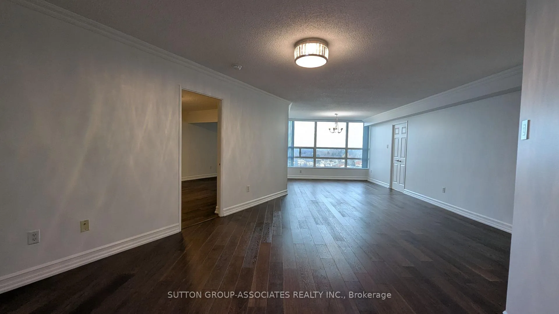 Photo 3 of Unit 1018, 7905 Bayview Avenue, Markham, Aileen-Willowbrook — HOMEH