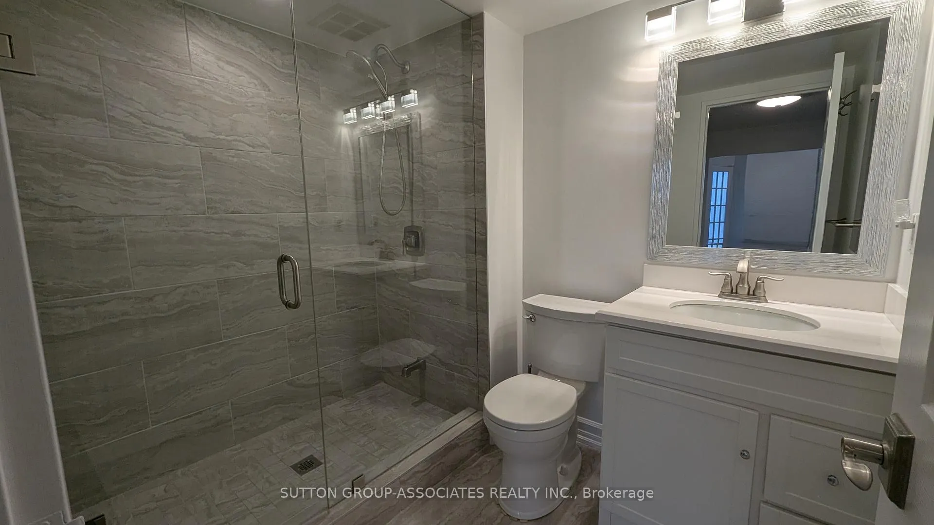 Photo 16 of Unit 1018, 7905 Bayview Avenue, Markham, Aileen-Willowbrook — HOMEH
