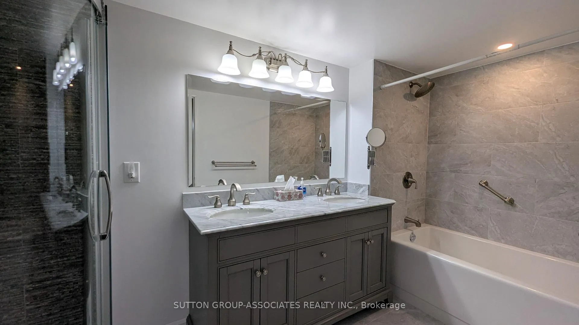 Photo 19 of Unit 1018, 7905 Bayview Avenue, Markham, Aileen-Willowbrook — HOMEH