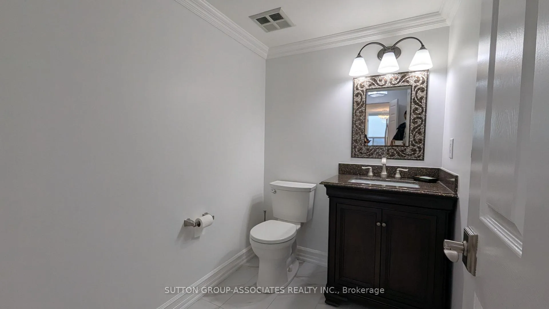 Photo 23 of Unit 1018, 7905 Bayview Avenue, Markham, Aileen-Willowbrook — HOMEH