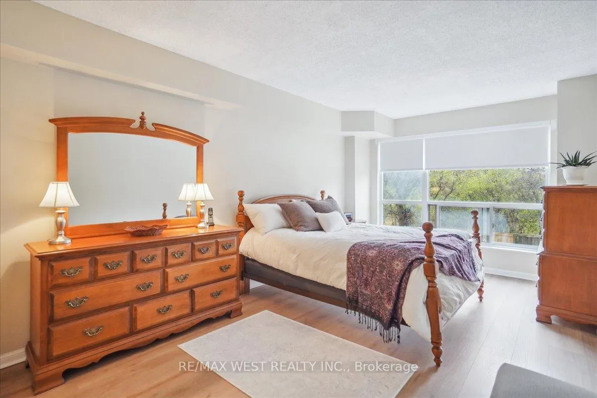 Photo 14 of Unit 210, 712 Rossland Road E, Whitby, Pringle Creek — HOMEH
