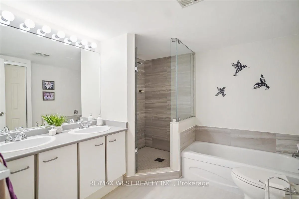 Photo 17 of Unit 210, 712 Rossland Road E, Whitby, Pringle Creek — HOMEH