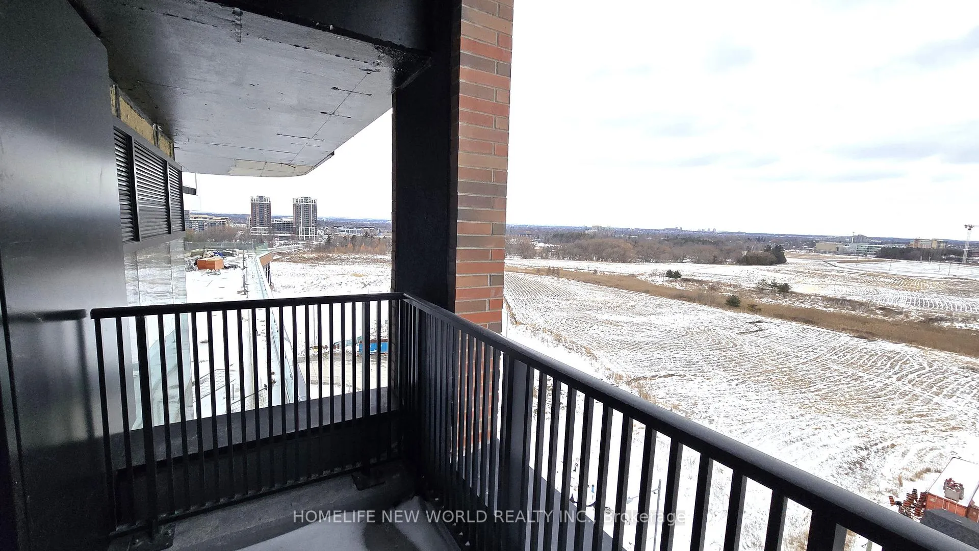 Photo 10 of Unit 801, 38 Andre De Grasse Street, Markham, Unionville — HOMEH