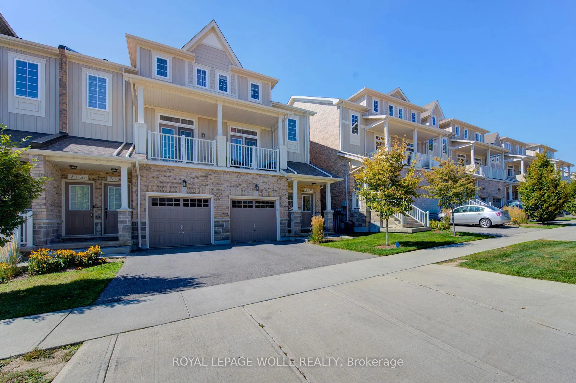 Photo 1 of Unit B, 385 Westwood Drive, Kitchener — HOMEH